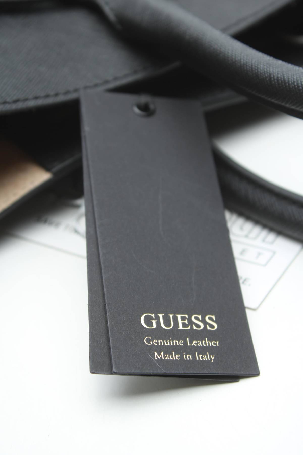 Γυναικεία δερματινή τσάντα Guess4 - Contourshop.gr Γυναικεία δερματινή τσάντα Guess4