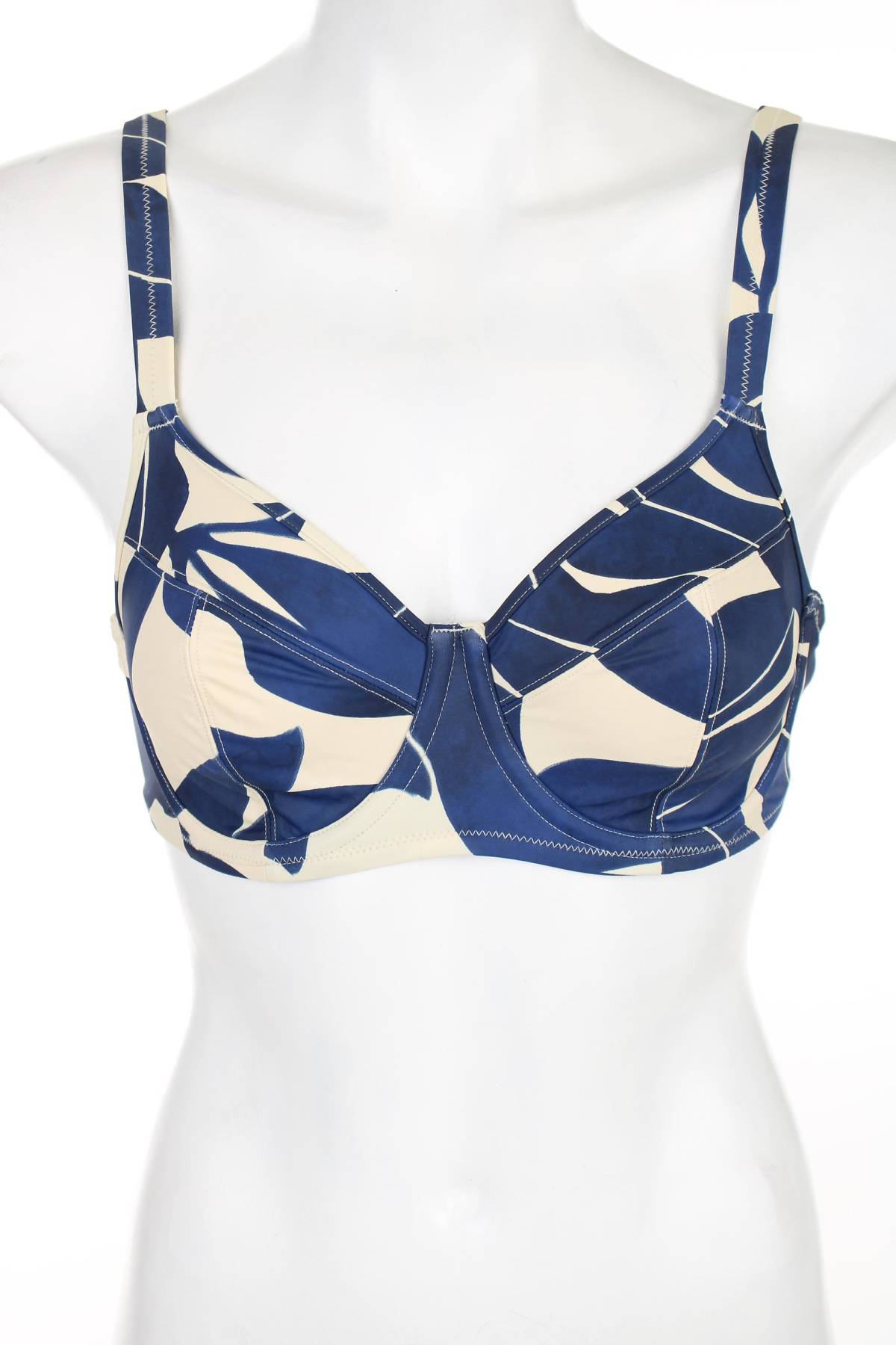 Бански горнище Triumph1 - Contour.bg Бански горнище Triumph1