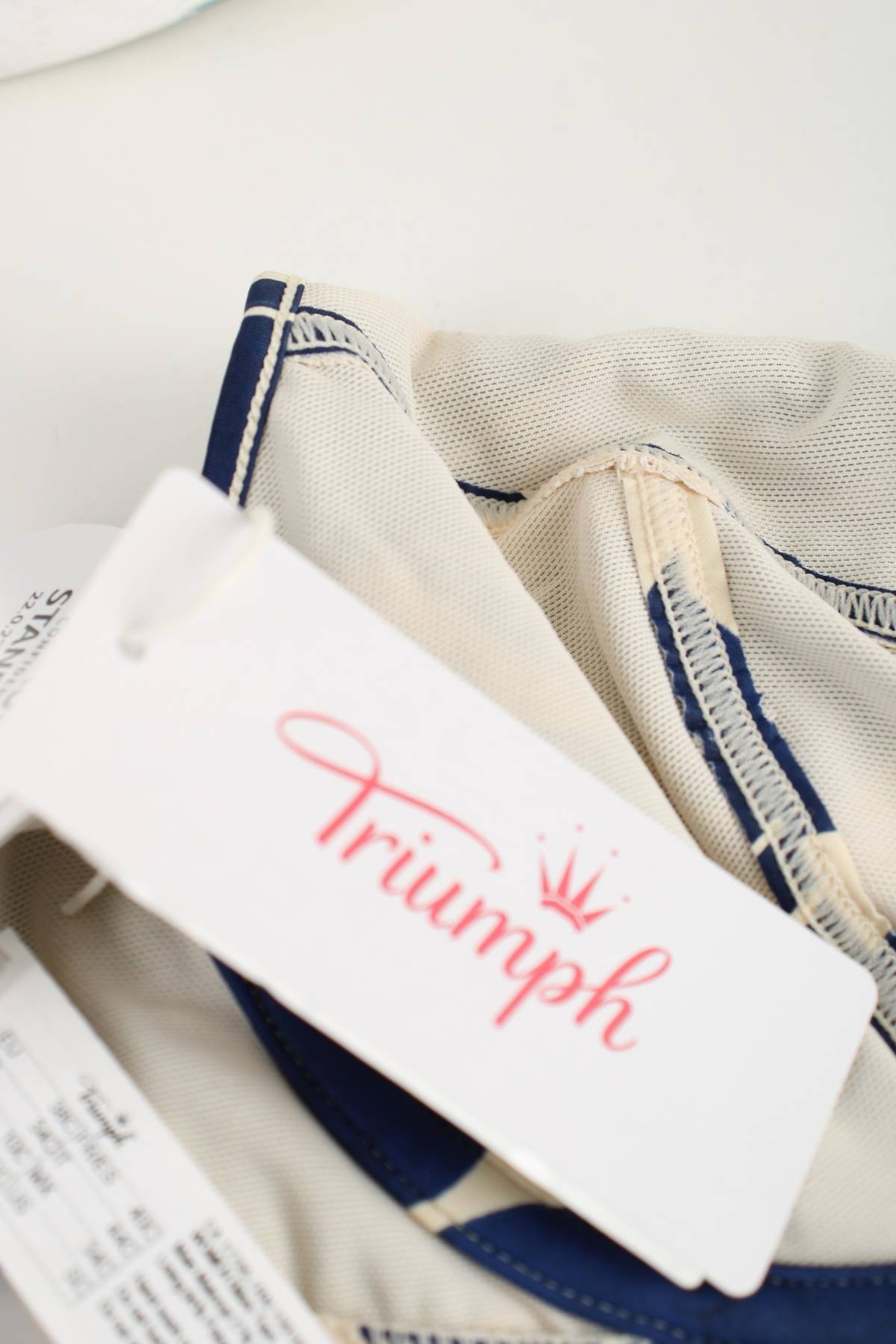 Бански горнище Triumph3 - Contour.bg Бански горнище Triumph3