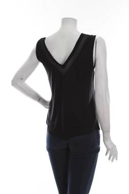 Γυναικείο αμάνικο Guess2