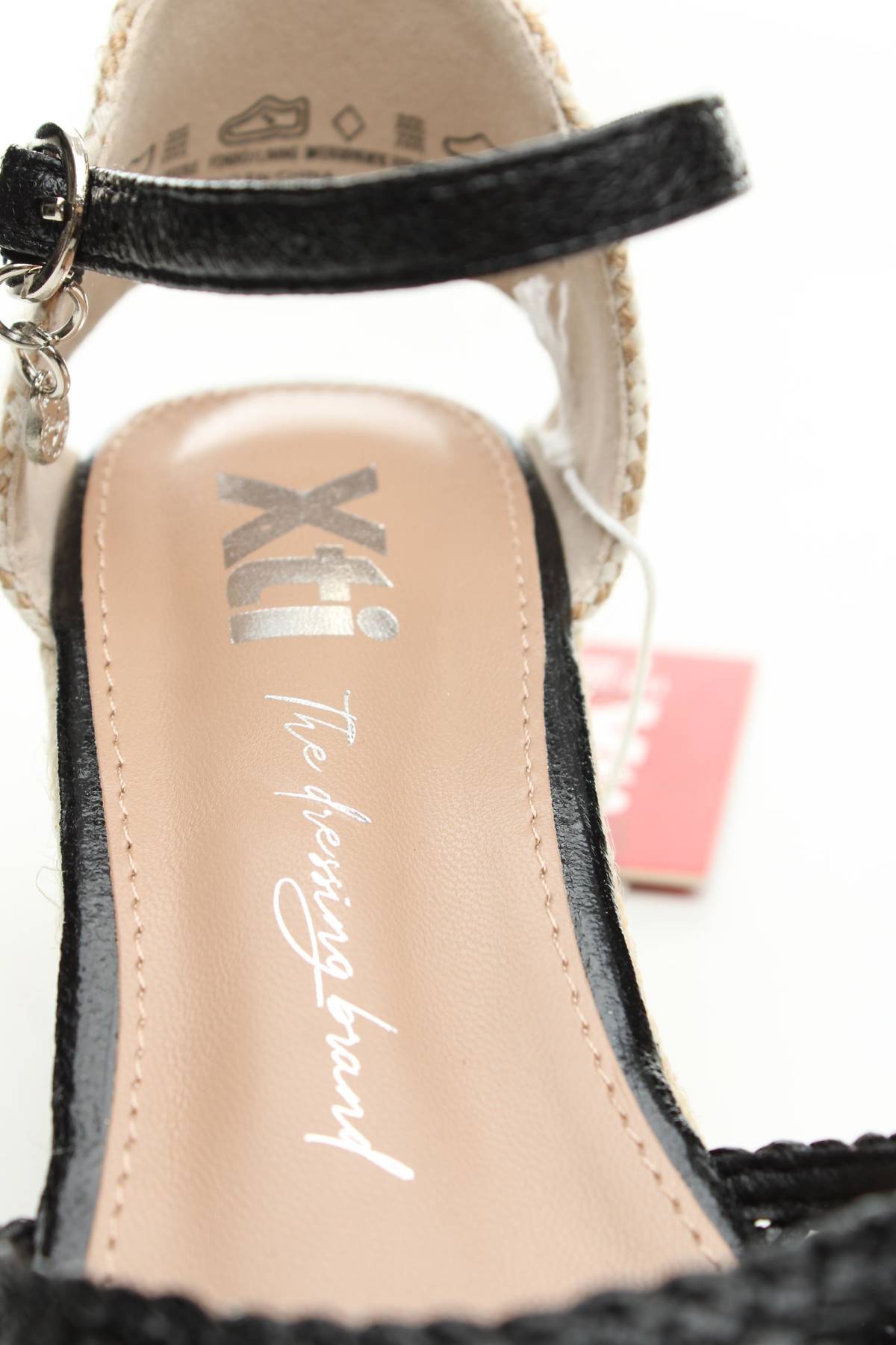 Σανδάλια Xti5