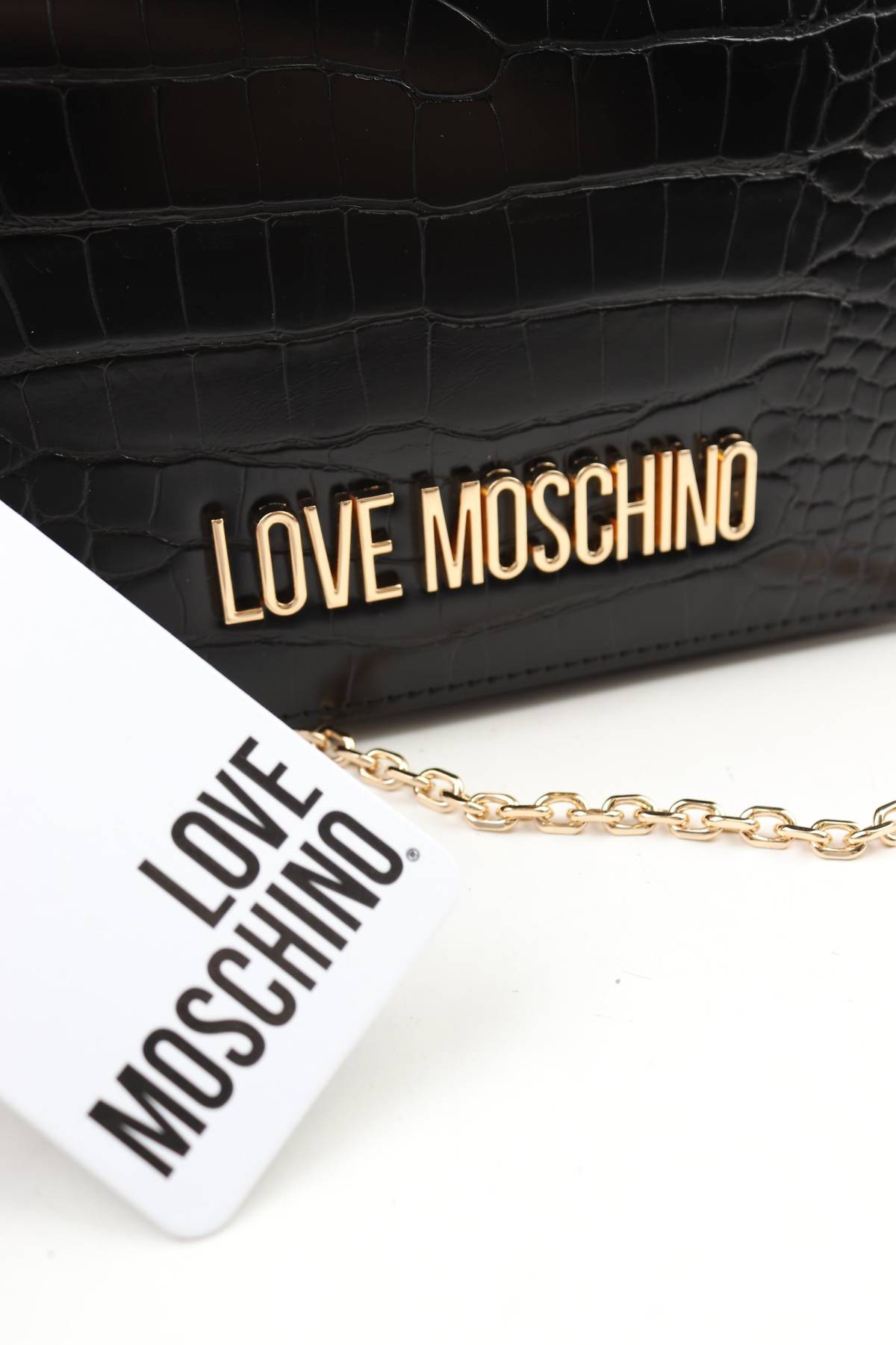 Γυναικεία δερματινή τσάντα Love Moschino3