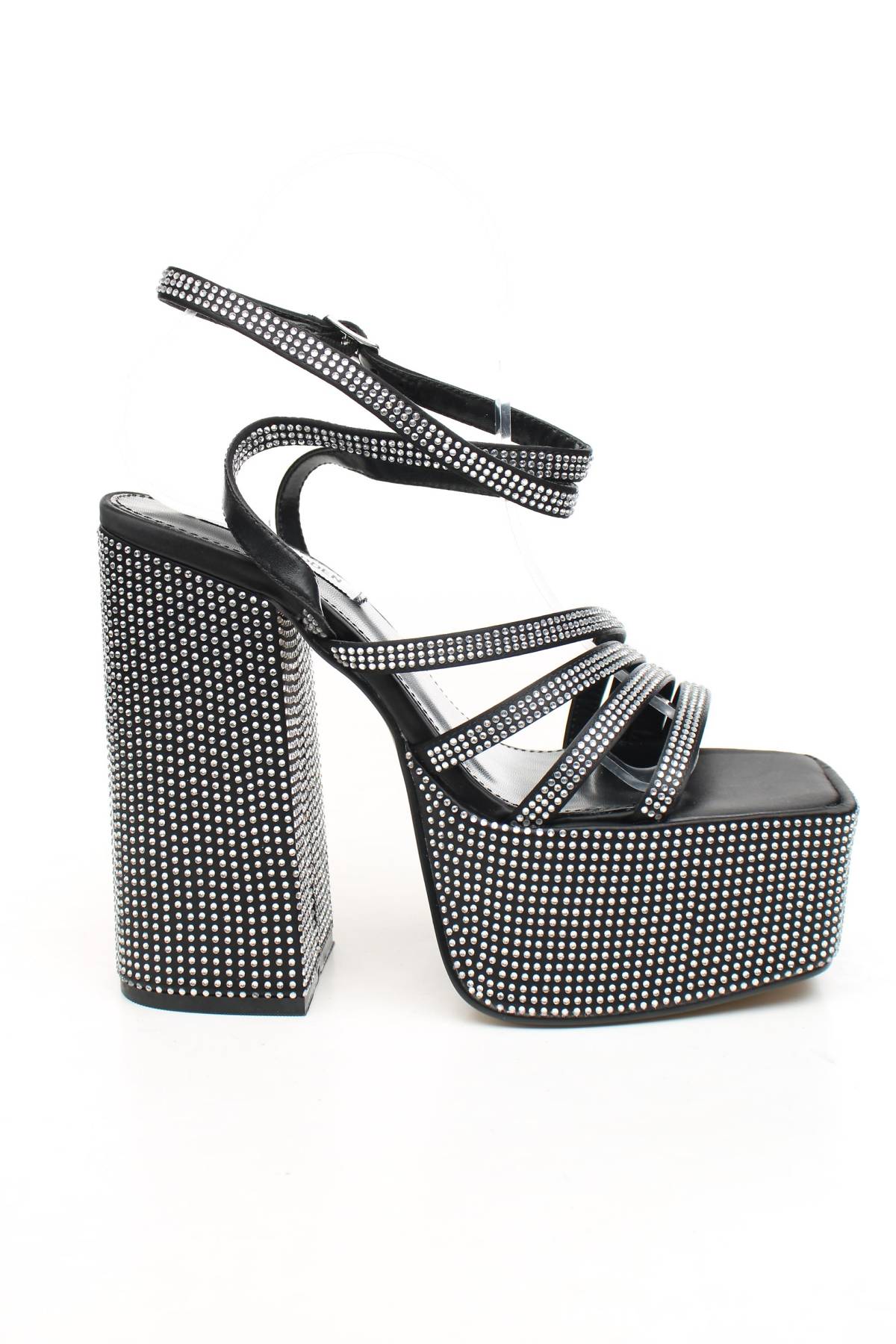 Сандали Steve Madden1 - Contour.bg Сандали Steve Madden1