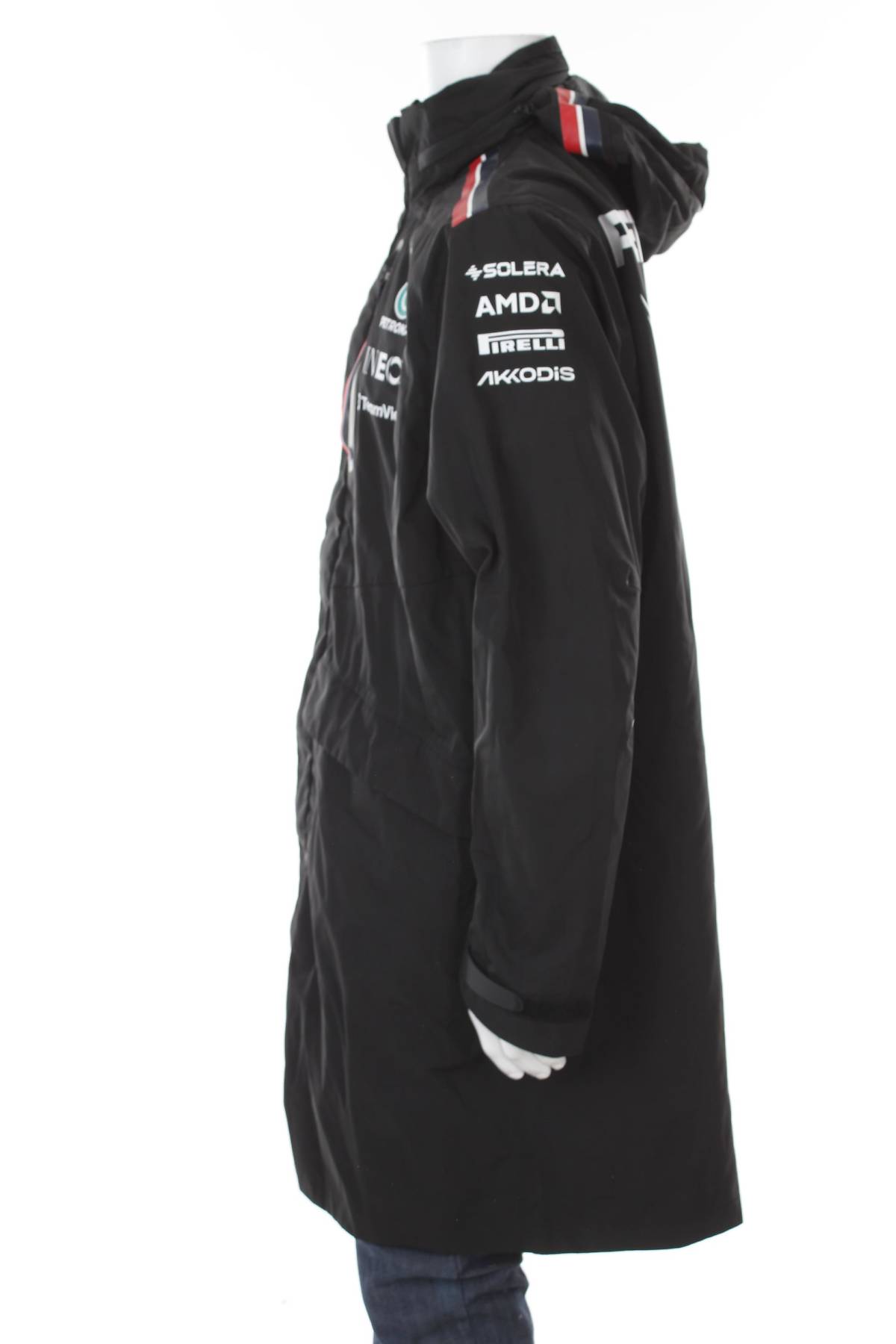 Ανδρικό μπουφάν Mercedes AMG Petronas3 - Contourshop.gr Ανδρικό μπουφάν Mercedes AMG Petronas3
