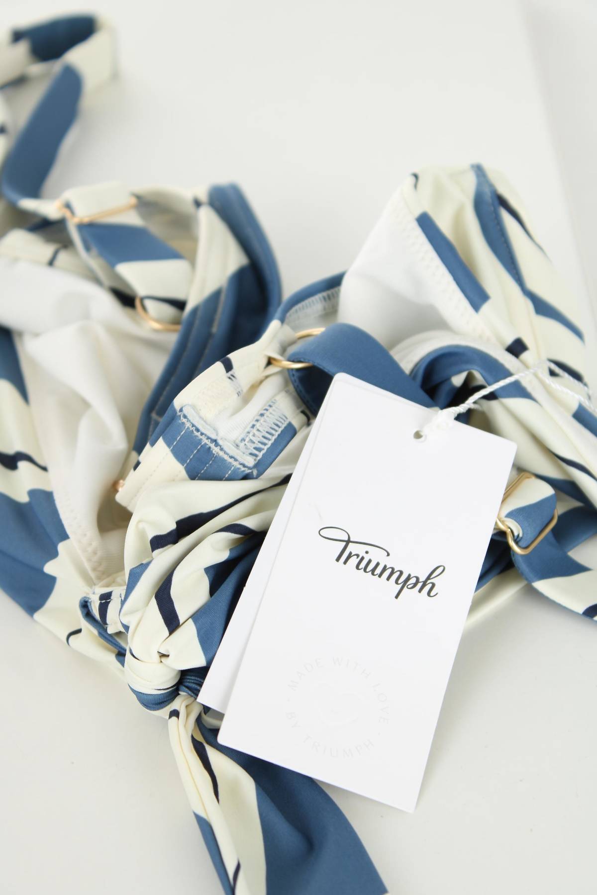 Бански горнище Triumph3 - Contour.bg Бански горнище Triumph3