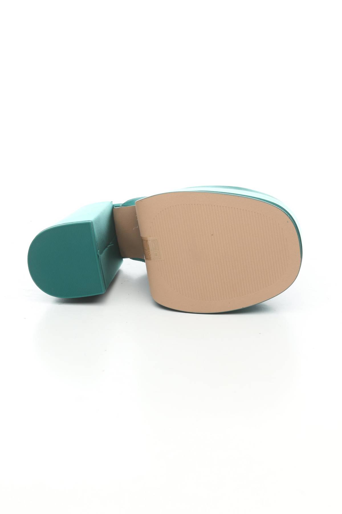 Чехли Steve Madden4 - Contour.bg Чехли Steve Madden4