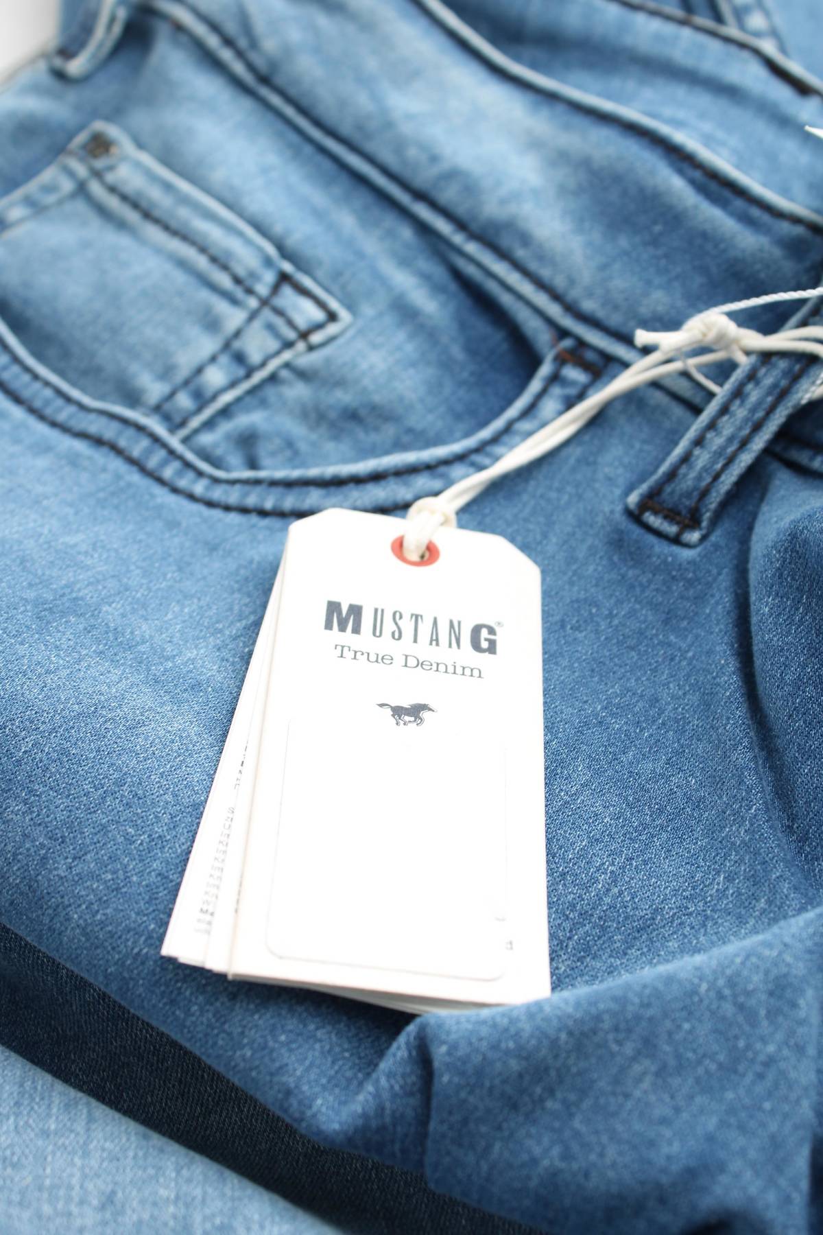Γυναικεία τζιν Mustang3 - Contourshop.gr Γυναικεία τζιν Mustang3