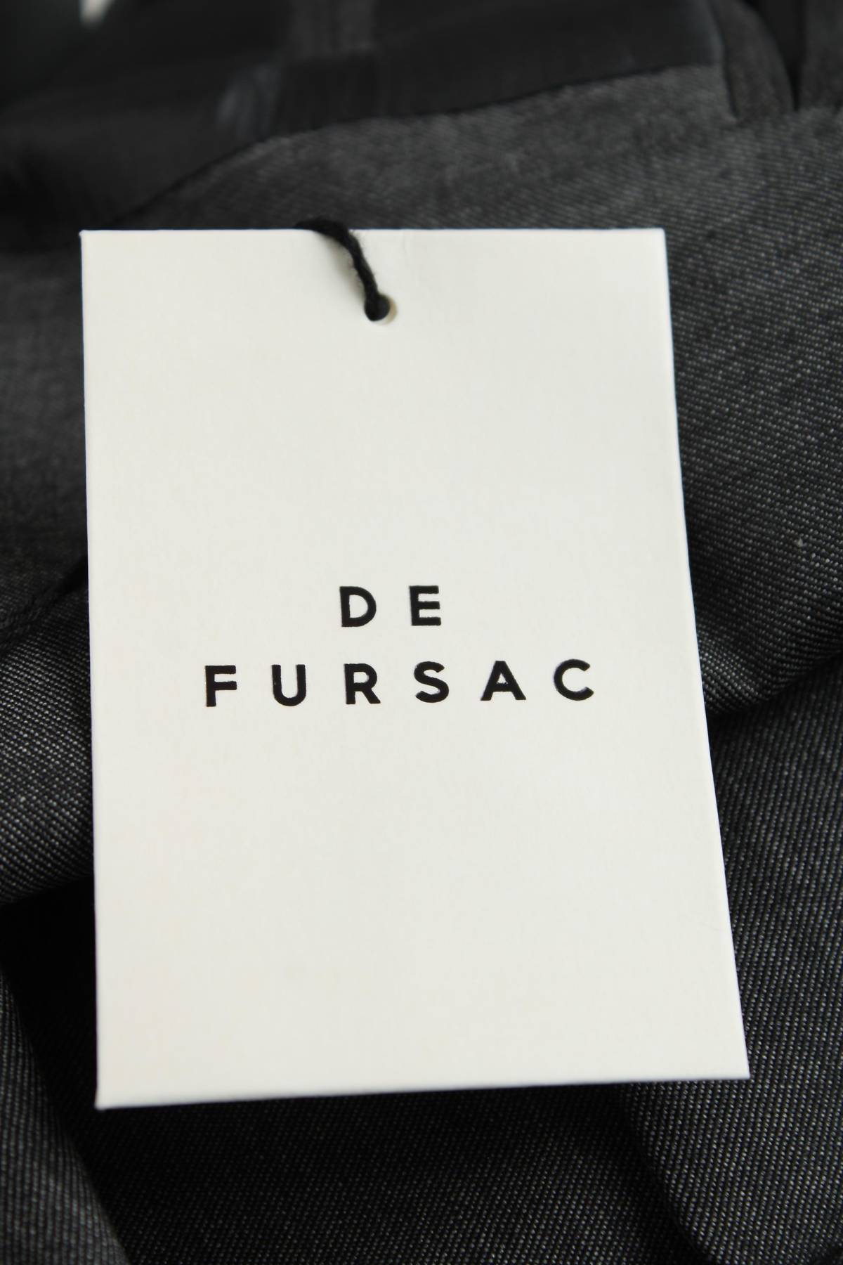 Мъжки костюм De Fursac3