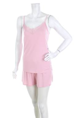 Дамска пижама Triumph1