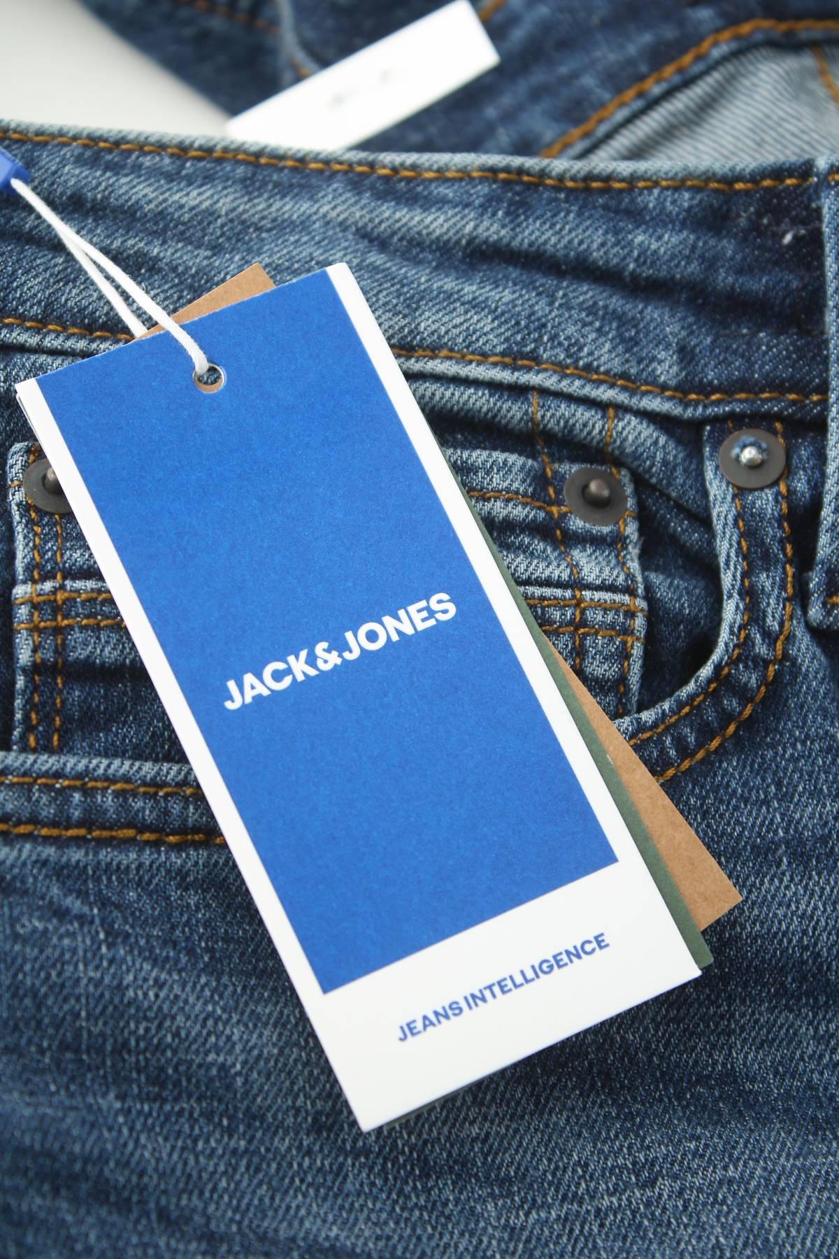 Мъжки дънки Jack & Jones3