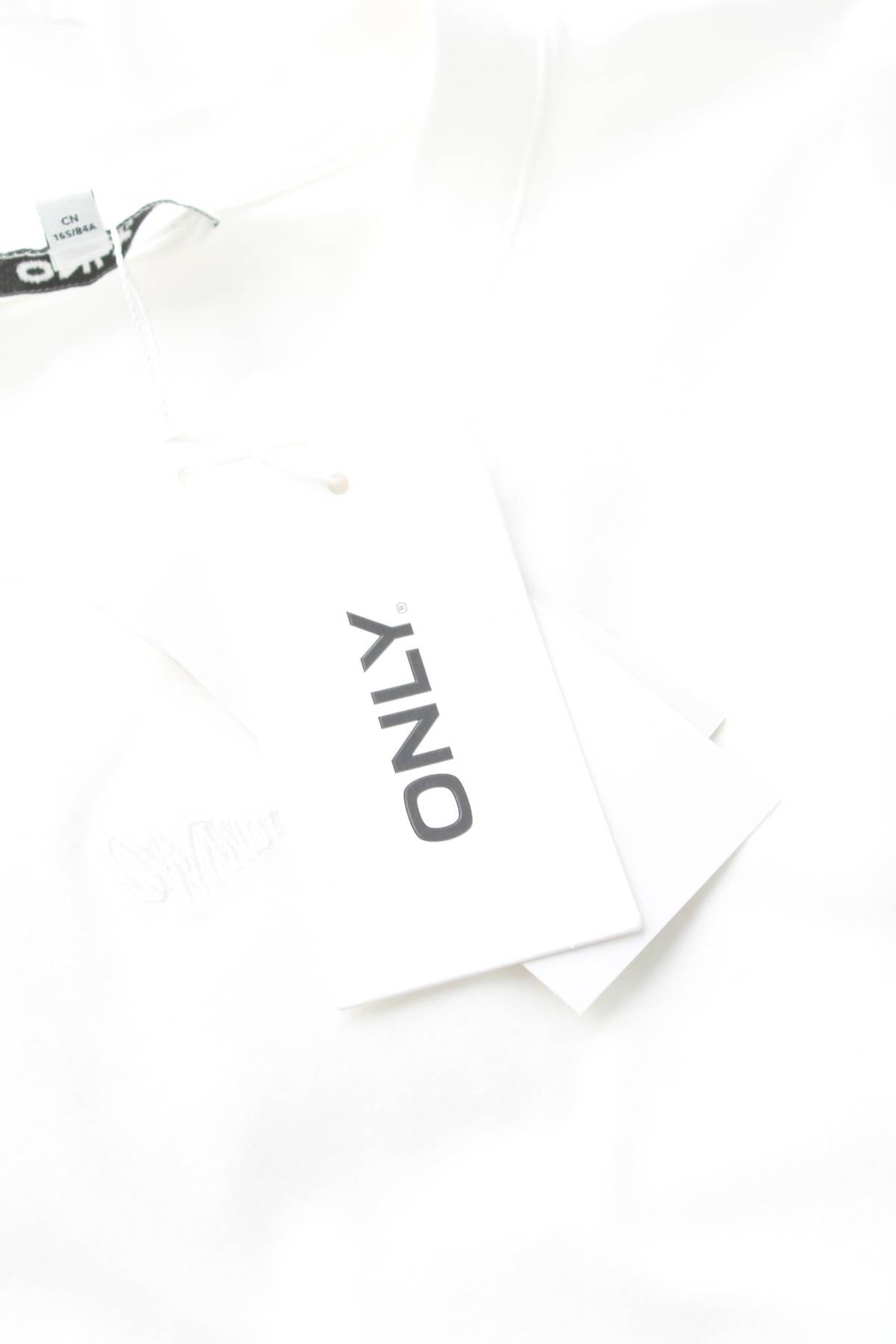 Γυναικεία μπλούζα Only3 - Contourshop.gr Γυναικεία μπλούζα Only3