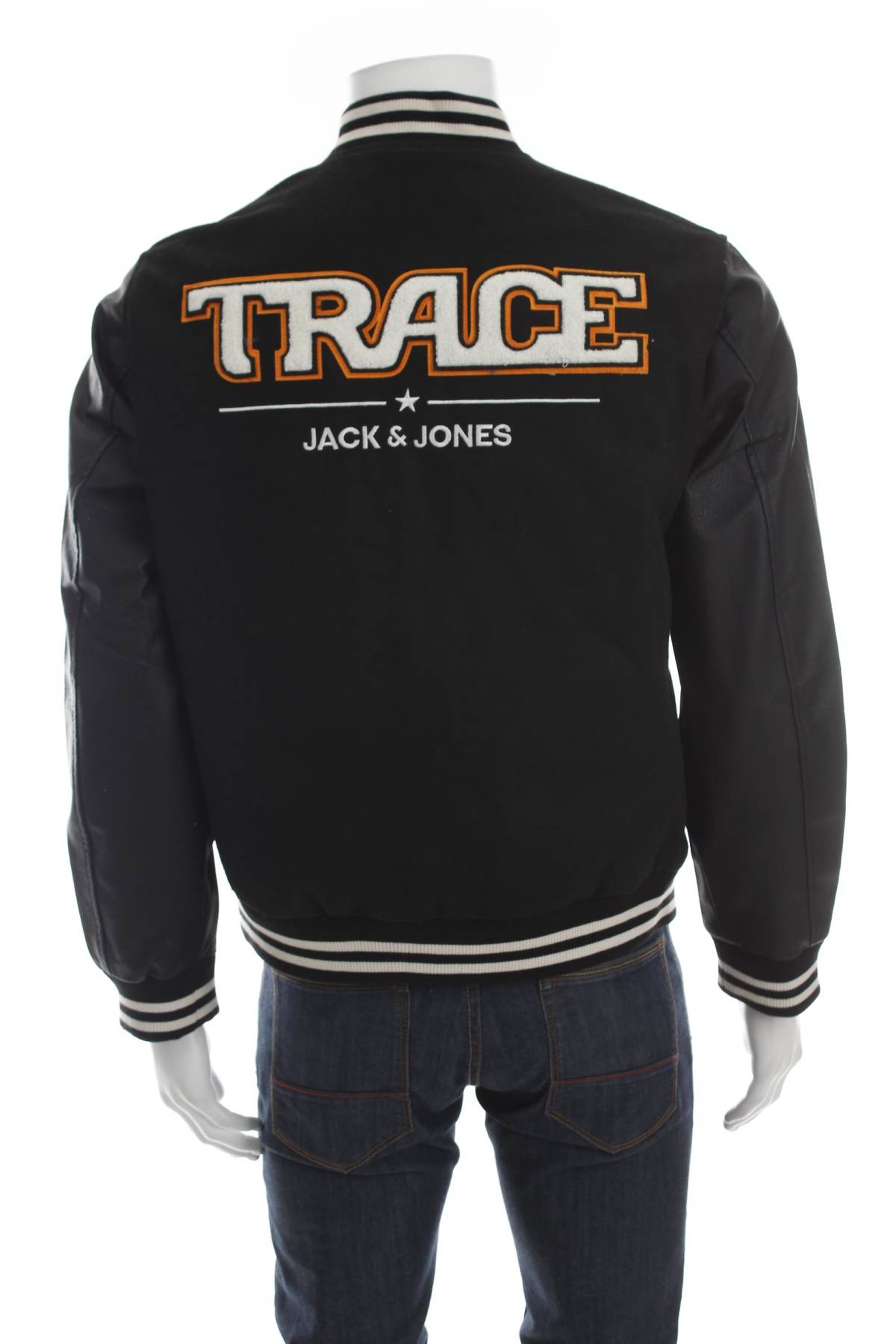 Мъжко яке Jack & Jones2