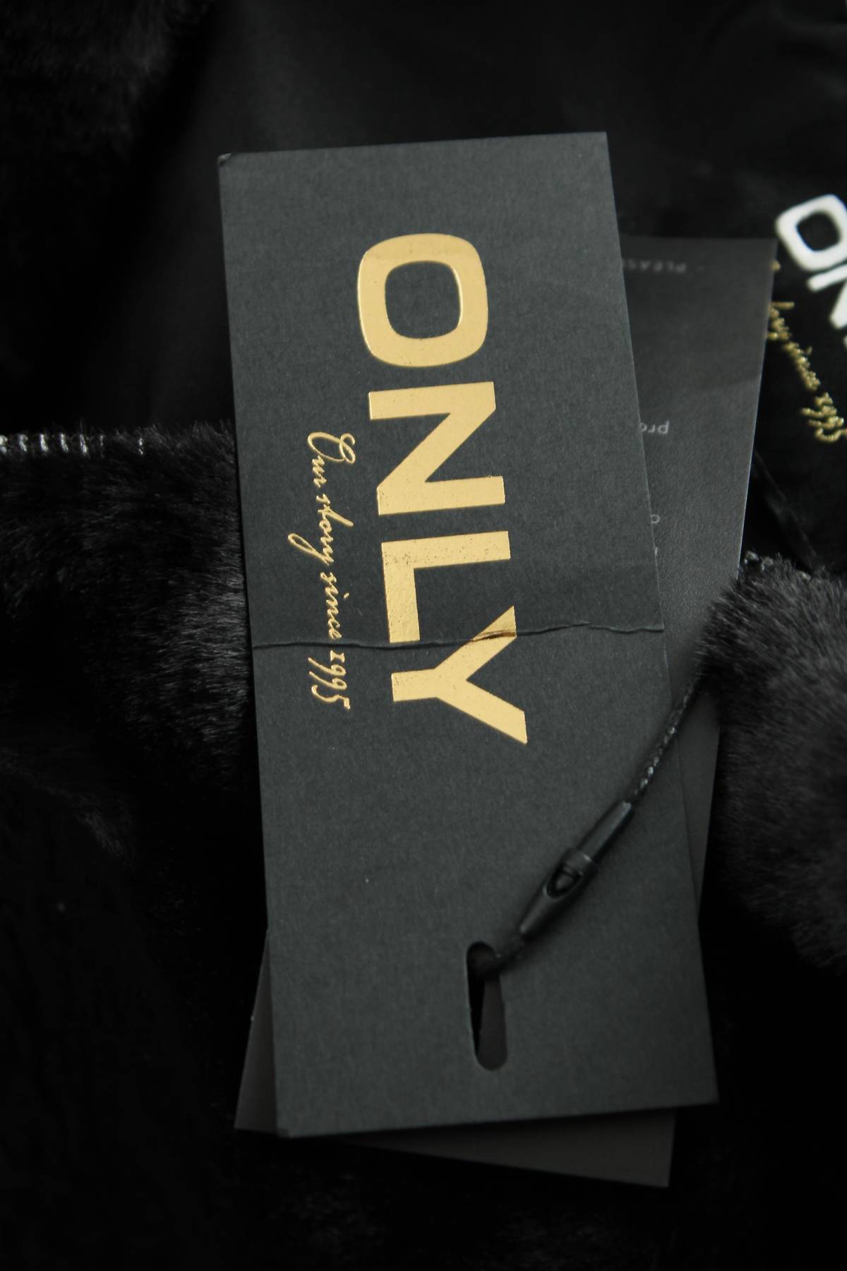 Дамско яке Only3