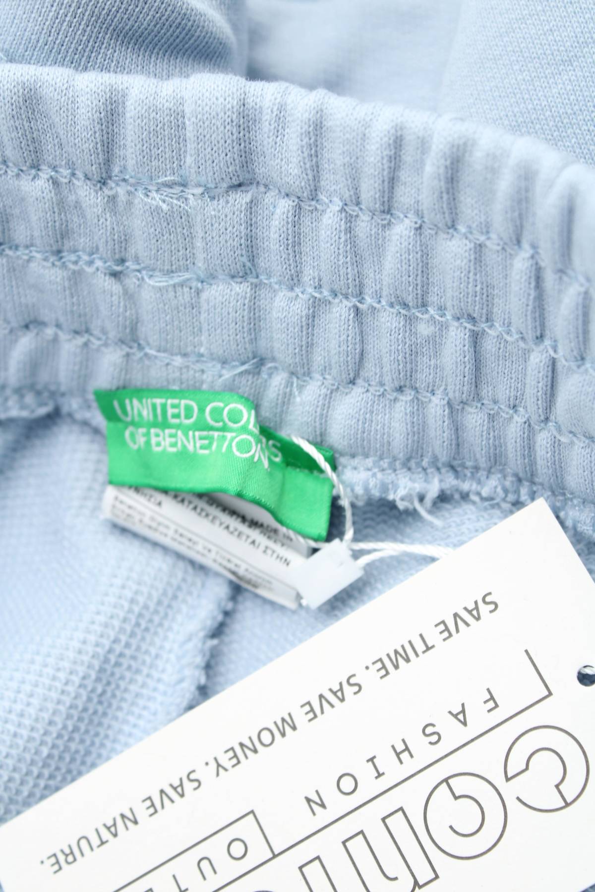 Дамски къс панталон United Colors Of Benetton3 - Contour.bg Дамски къс панталон United Colors Of Benetton3