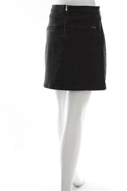 Φούστα Guess2 - Contourshop.gr Φούστα Guess2