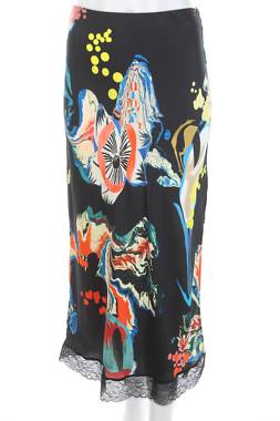 Φούστα Desigual1