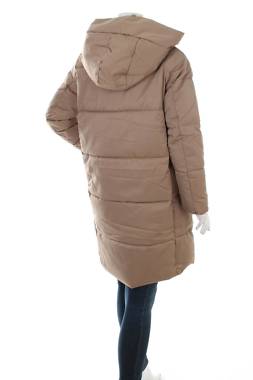 Дамско яке Vero Moda2 - Contour.bg Дамско яке Vero Moda2