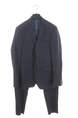 Мъжки костюм Esprit1