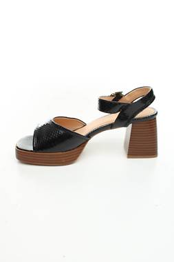 Сандали collection IRL2