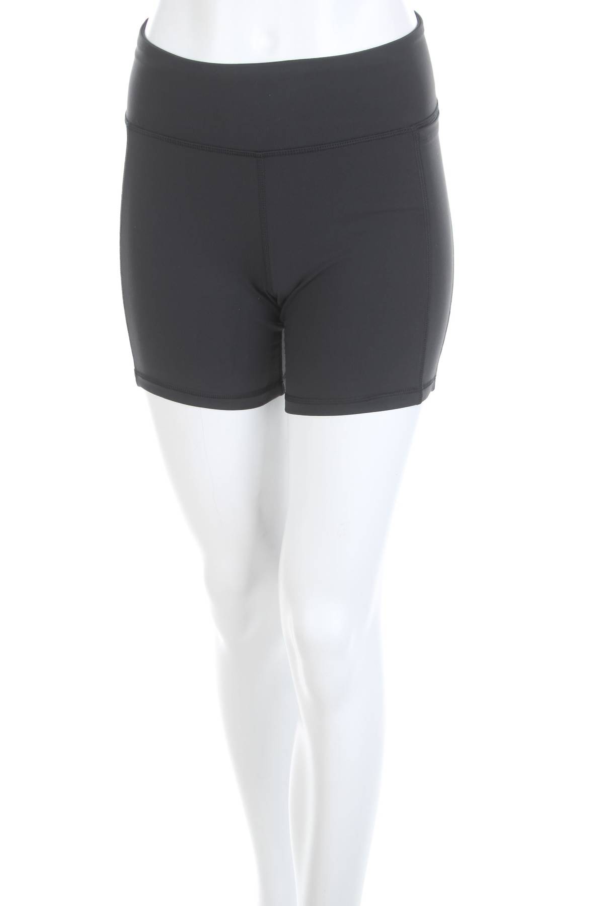 Дамски спортен клин Reebok1