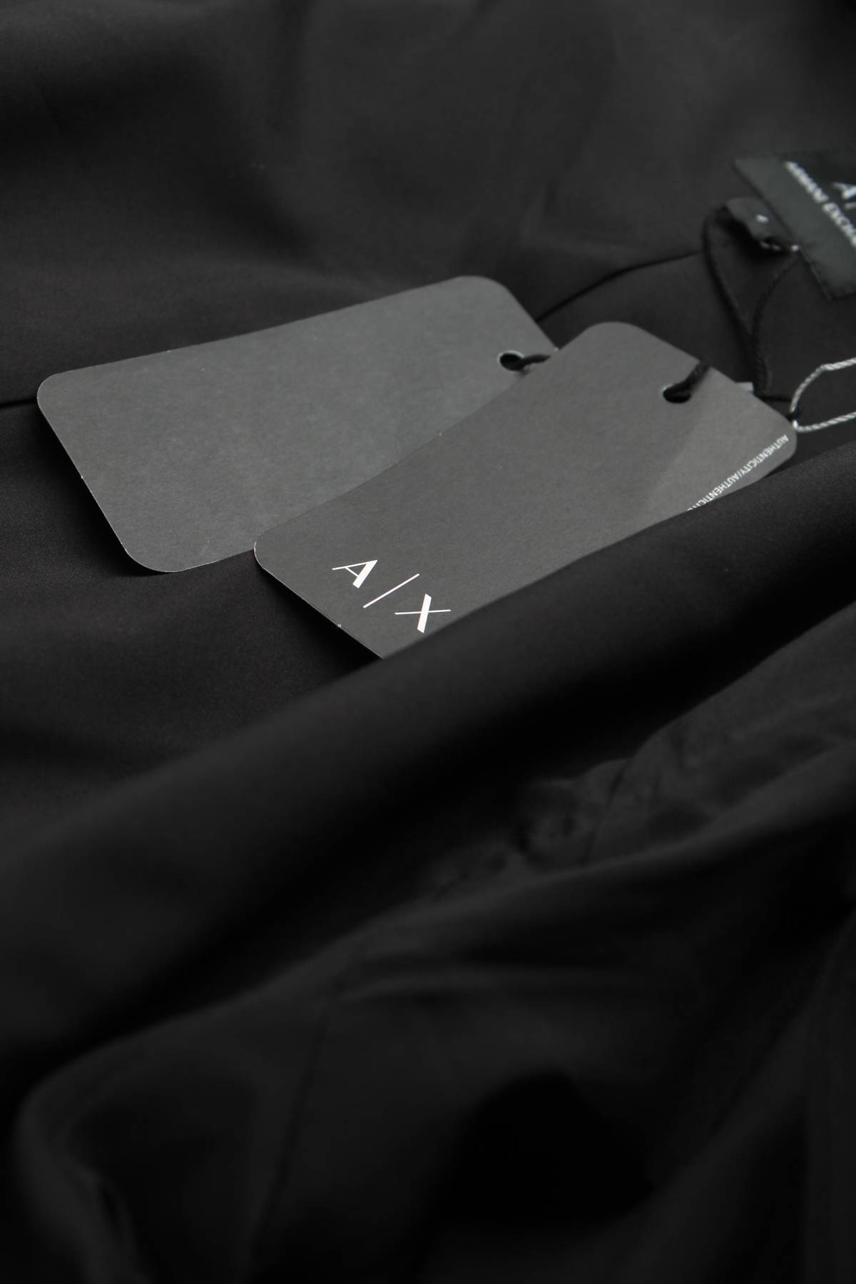 Дамско сако Armani Exchange3 - Contour.bg Дамско сако Armani Exchange3