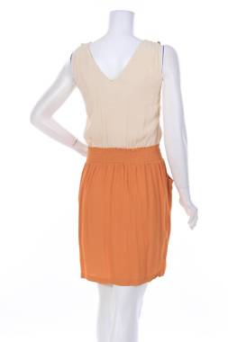 Рокля Suncoo2 - Contour.bg Рокля Suncoo2