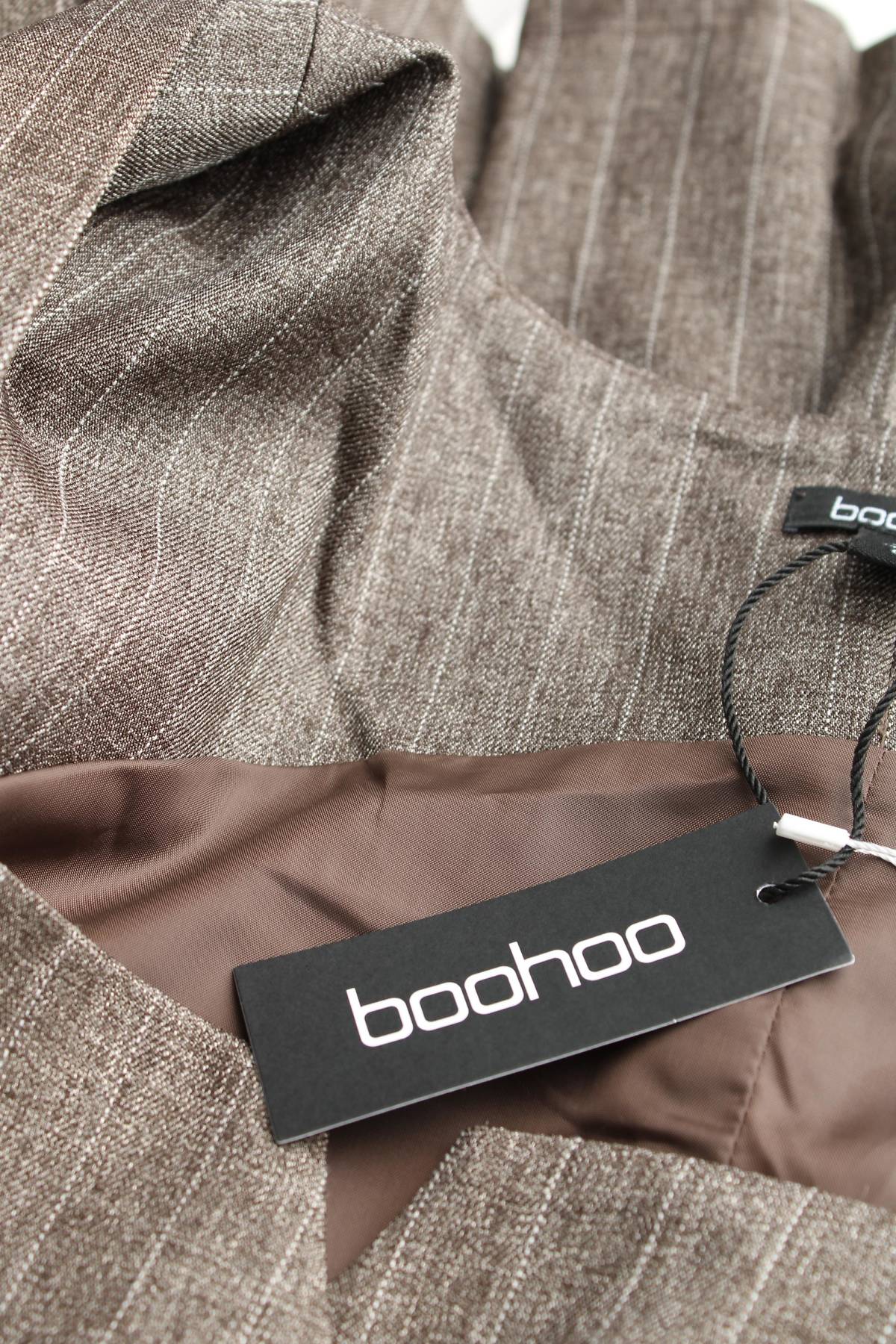 Рокля Boohoo3