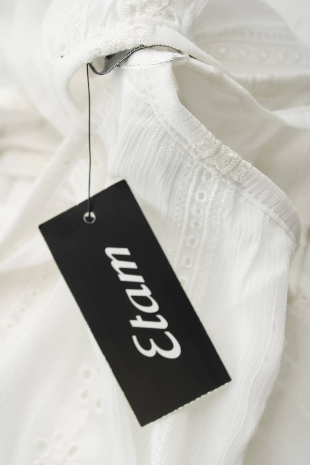 Γυναικείο αμάνικο Etam3