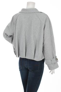Дамско яке Boohoo2
