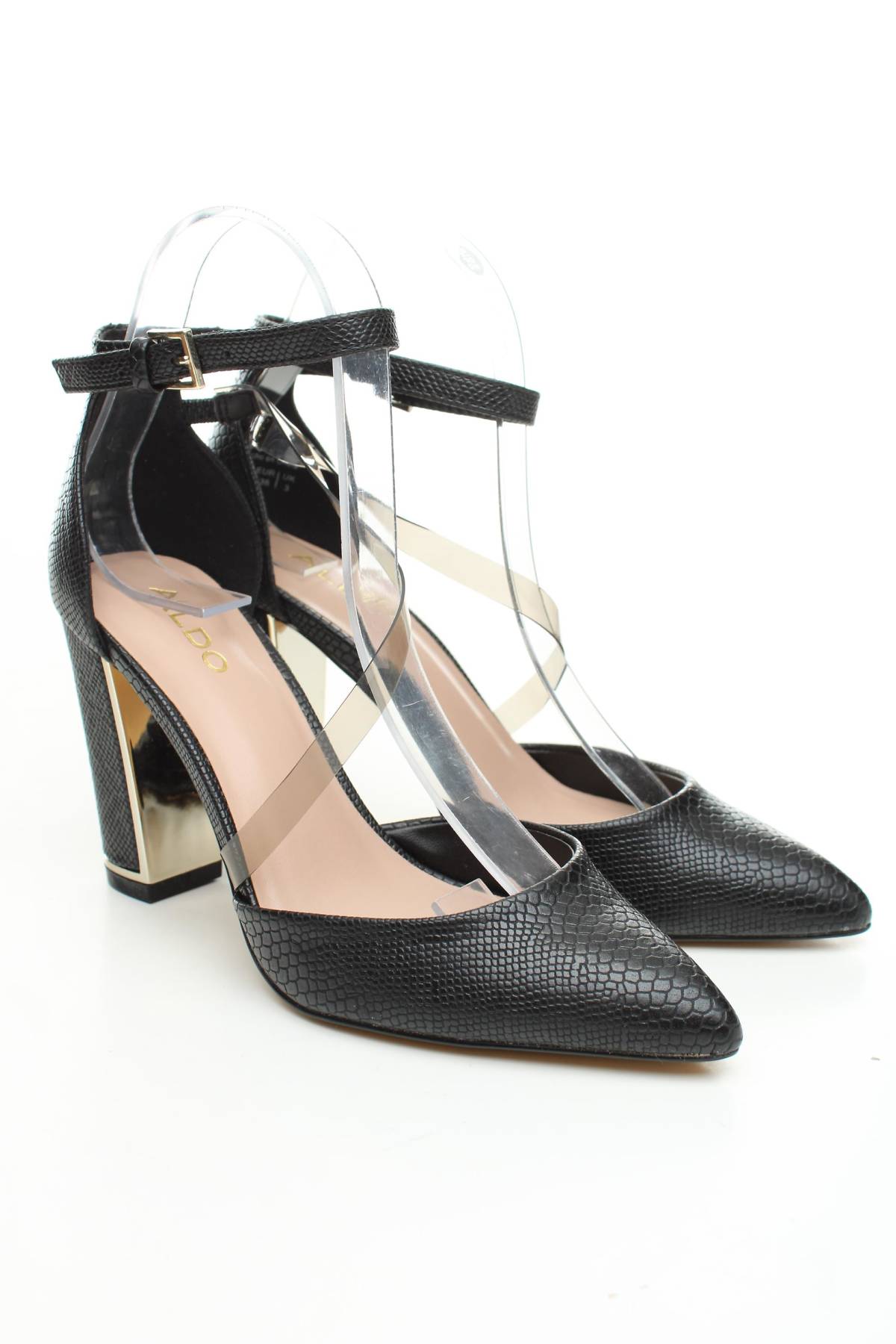 Дамски обувки ALDO3