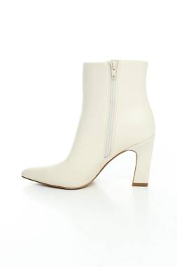 Дамски боти Madden Girl2