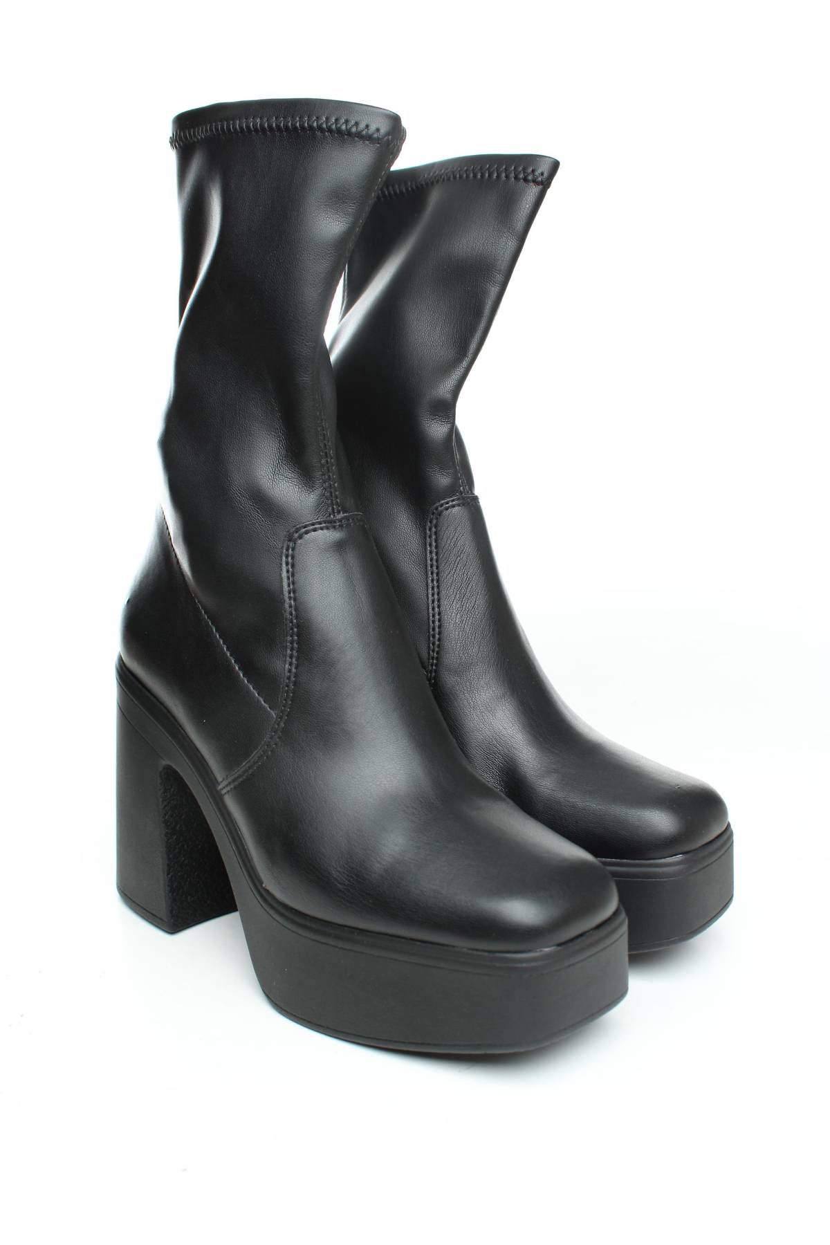 Дамски боти Steve Madden3