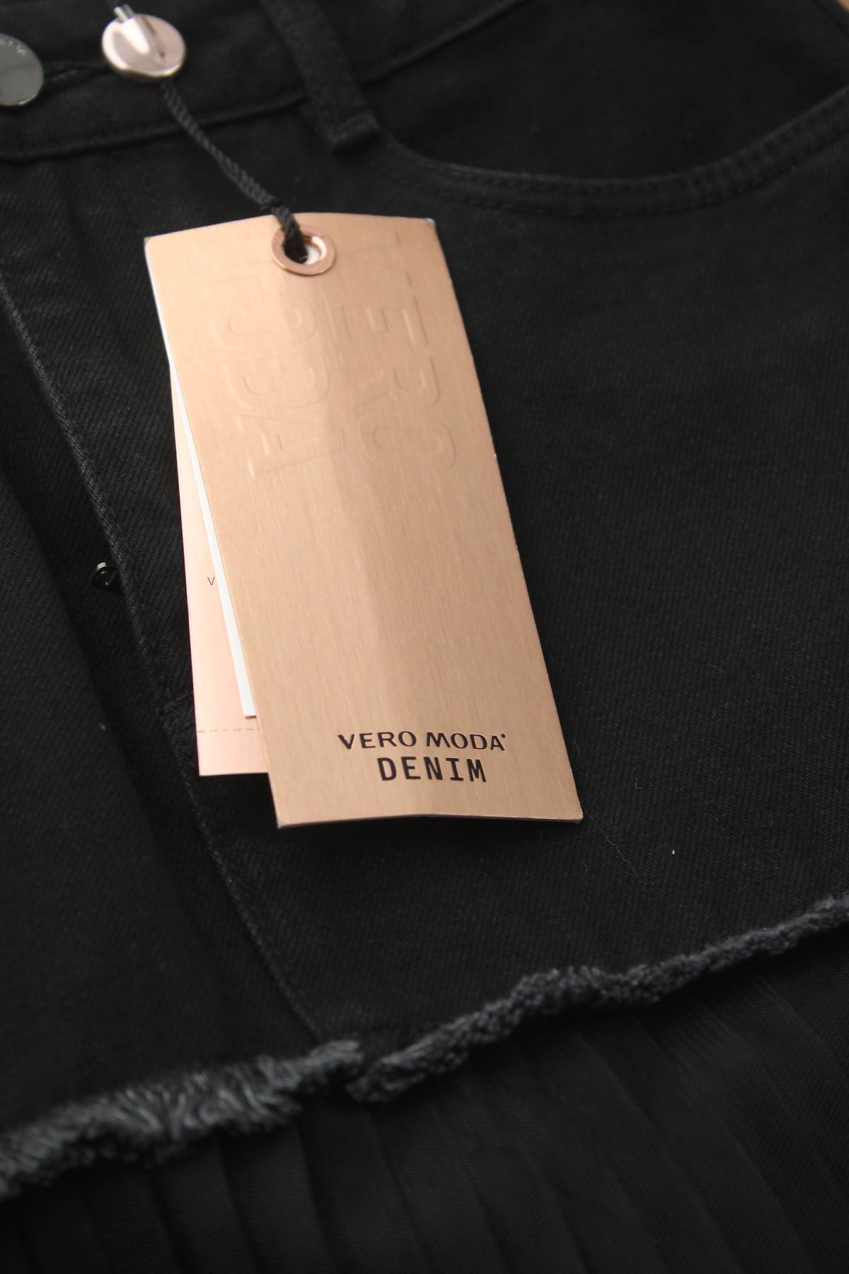 Φούστα Vero Moda3