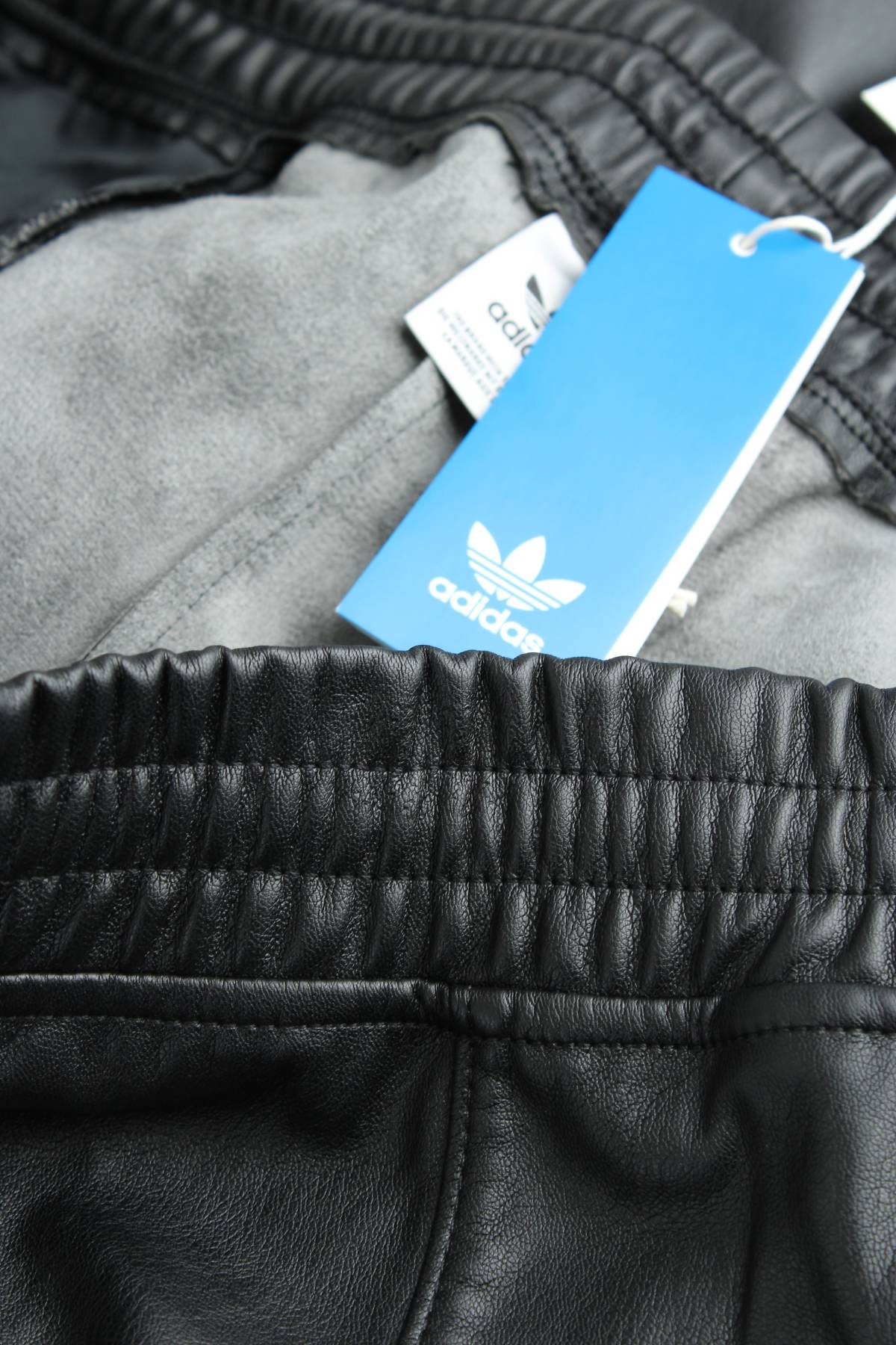 Γυναικείο δερμάτινο παντελόνι Adidas Originals3