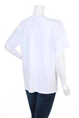 Γυναικείο t-shirt Karo Kauer2 - Contourshop.gr Γυναικείο t-shirt Karo Kauer2
