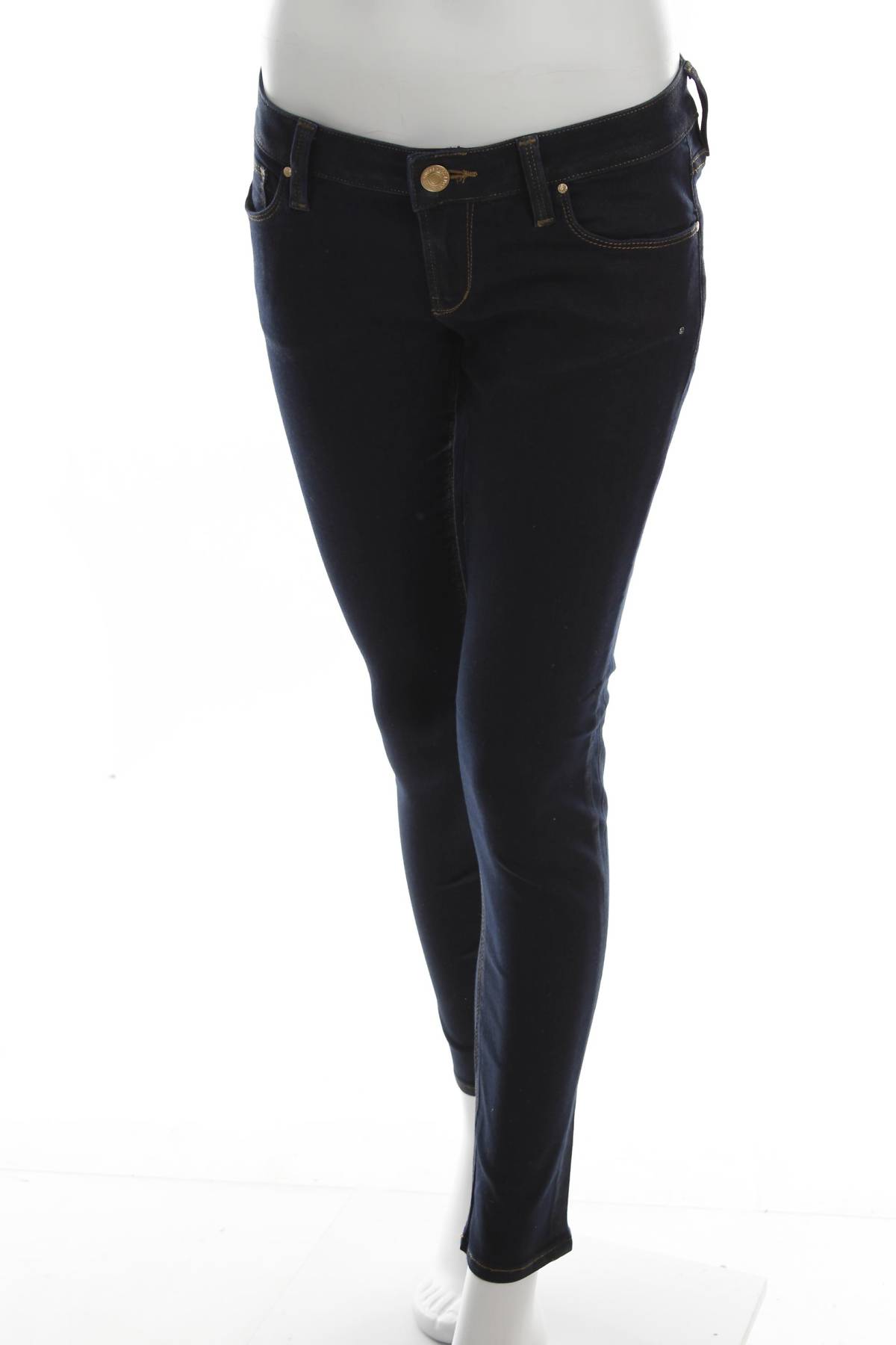 Дамски дънки Guess1 - Contour.bg Дамски дънки Guess1