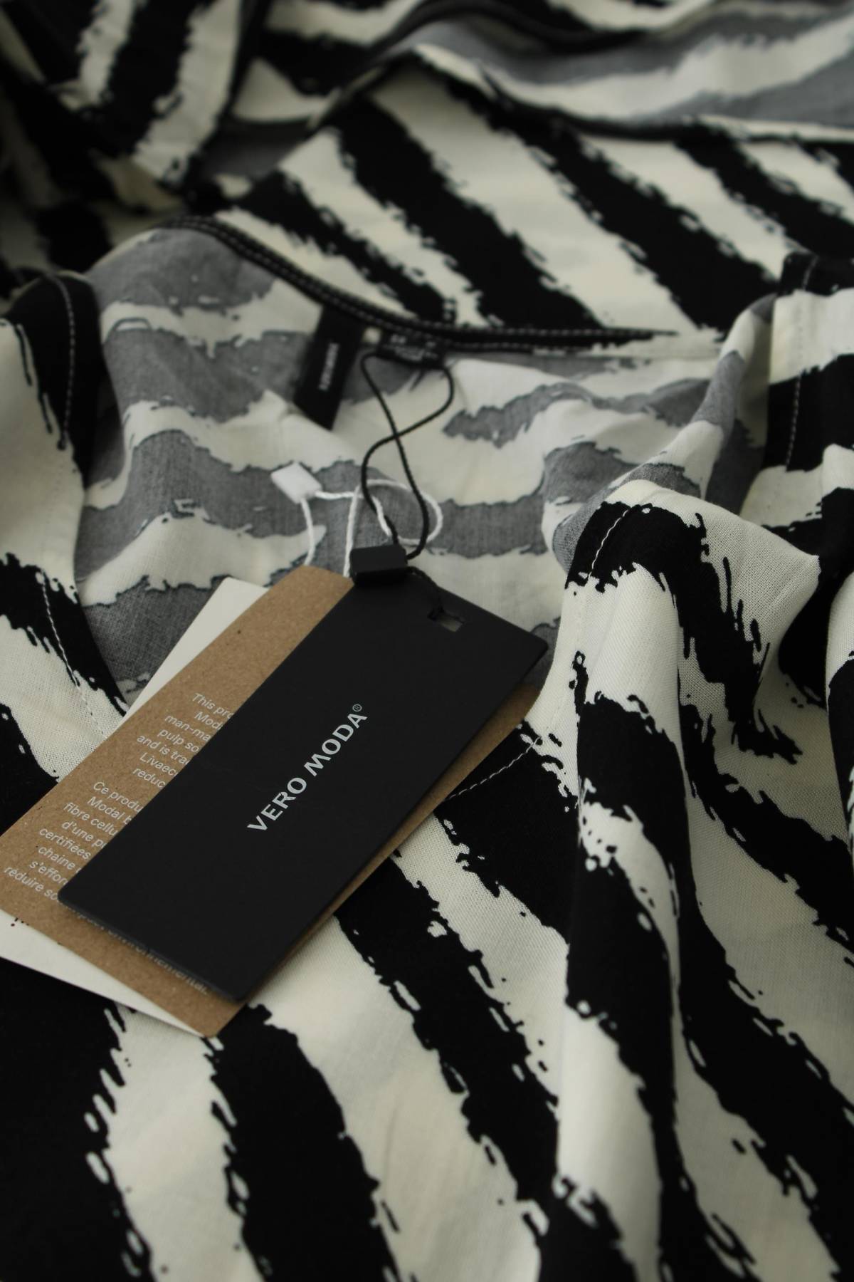 Рокля Vero Moda3