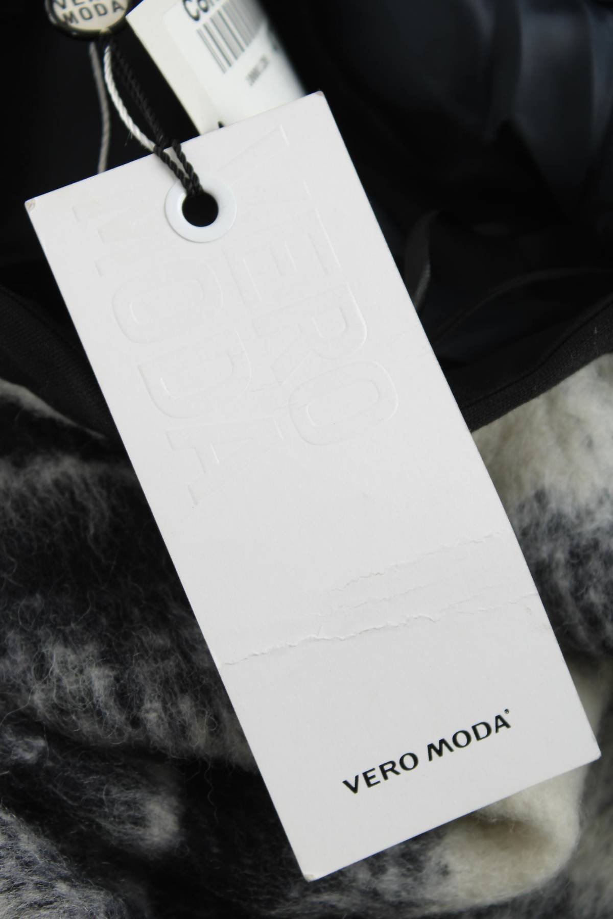 Φούστα Vero Moda3