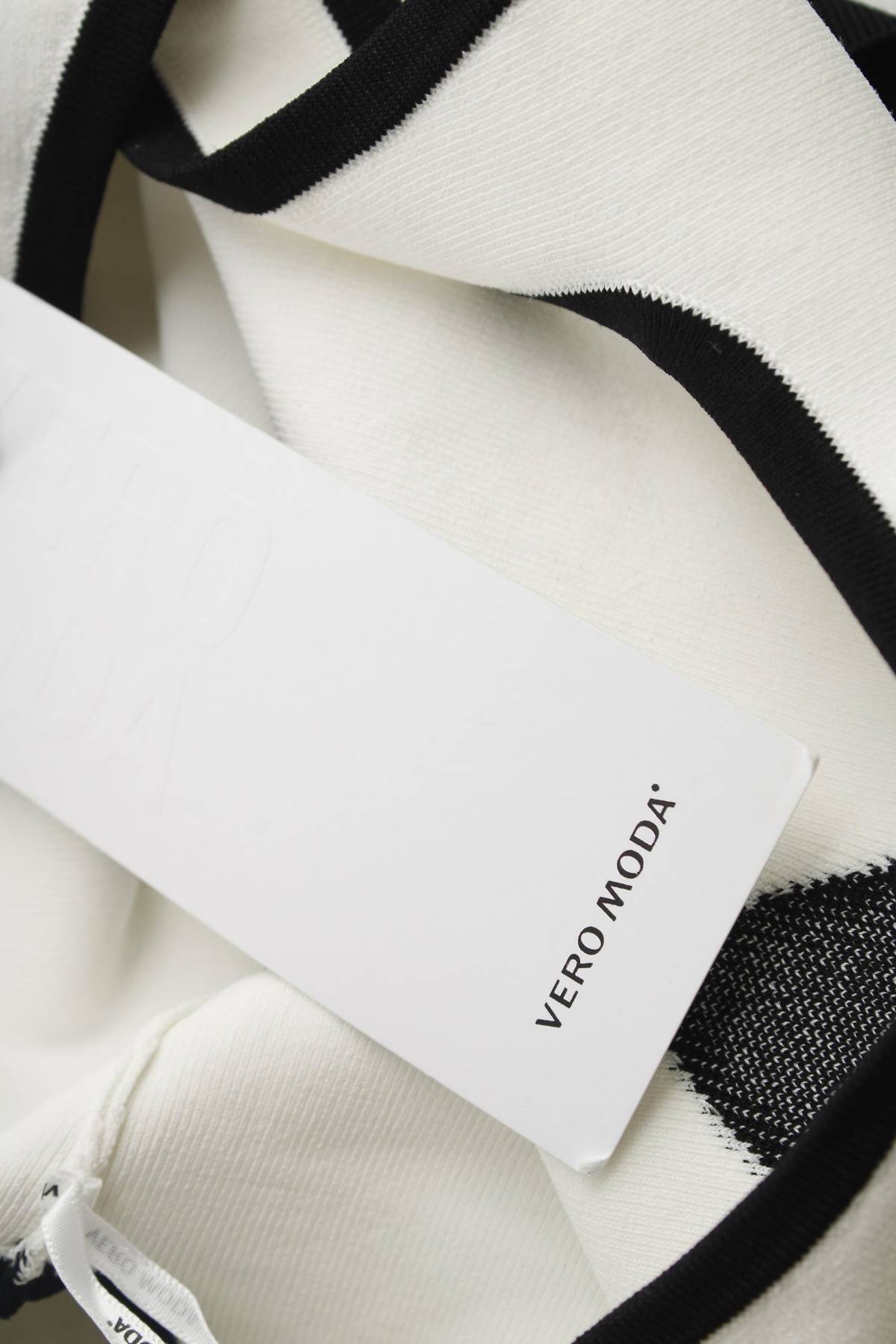 Γυναικείο αμάνικο Vero Moda3 - Contourshop.gr Γυναικείο αμάνικο Vero Moda3