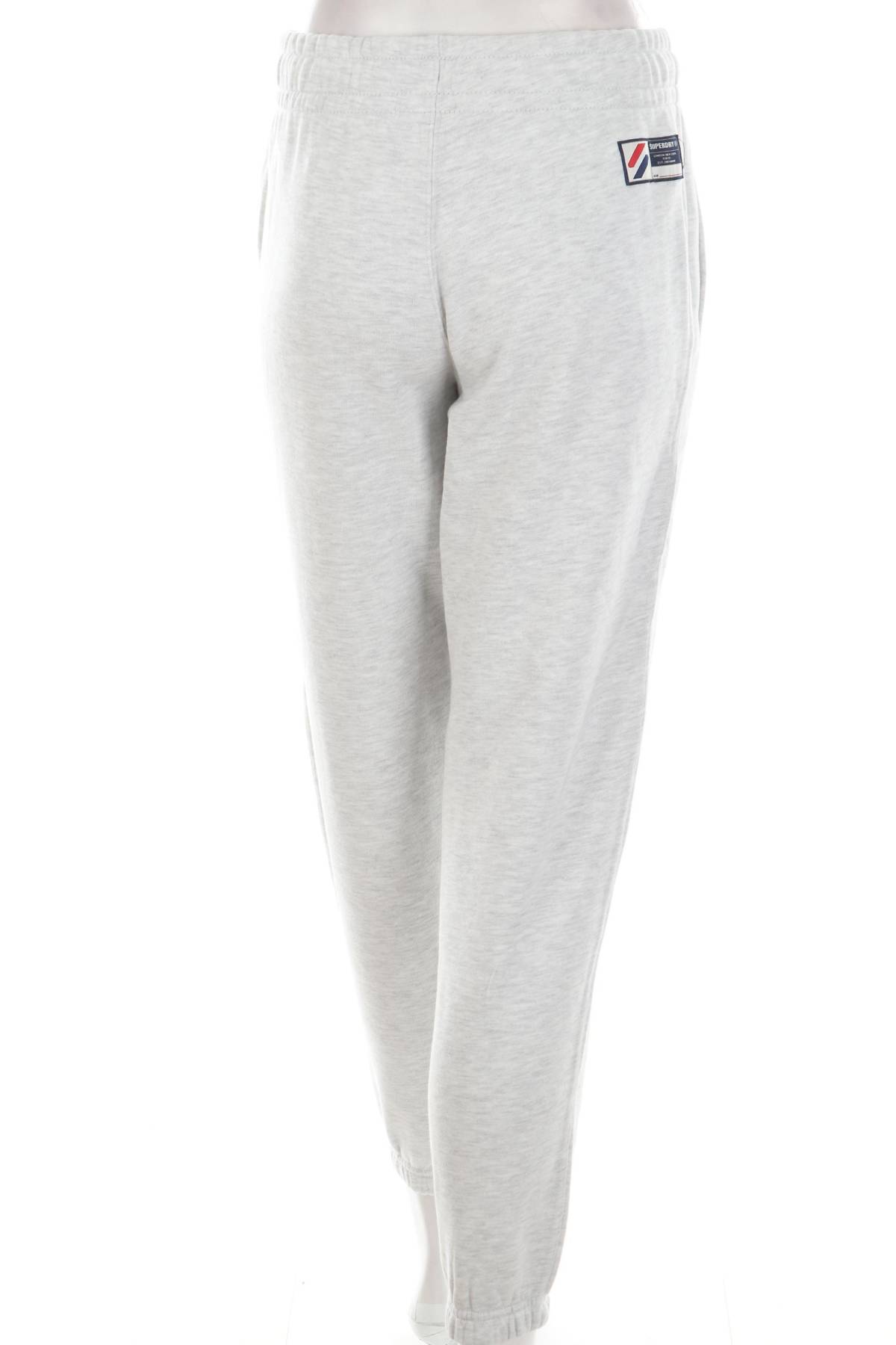 Дамско спортно долнище Superdry2 - Contour.bg Дамско спортно долнище Superdry2