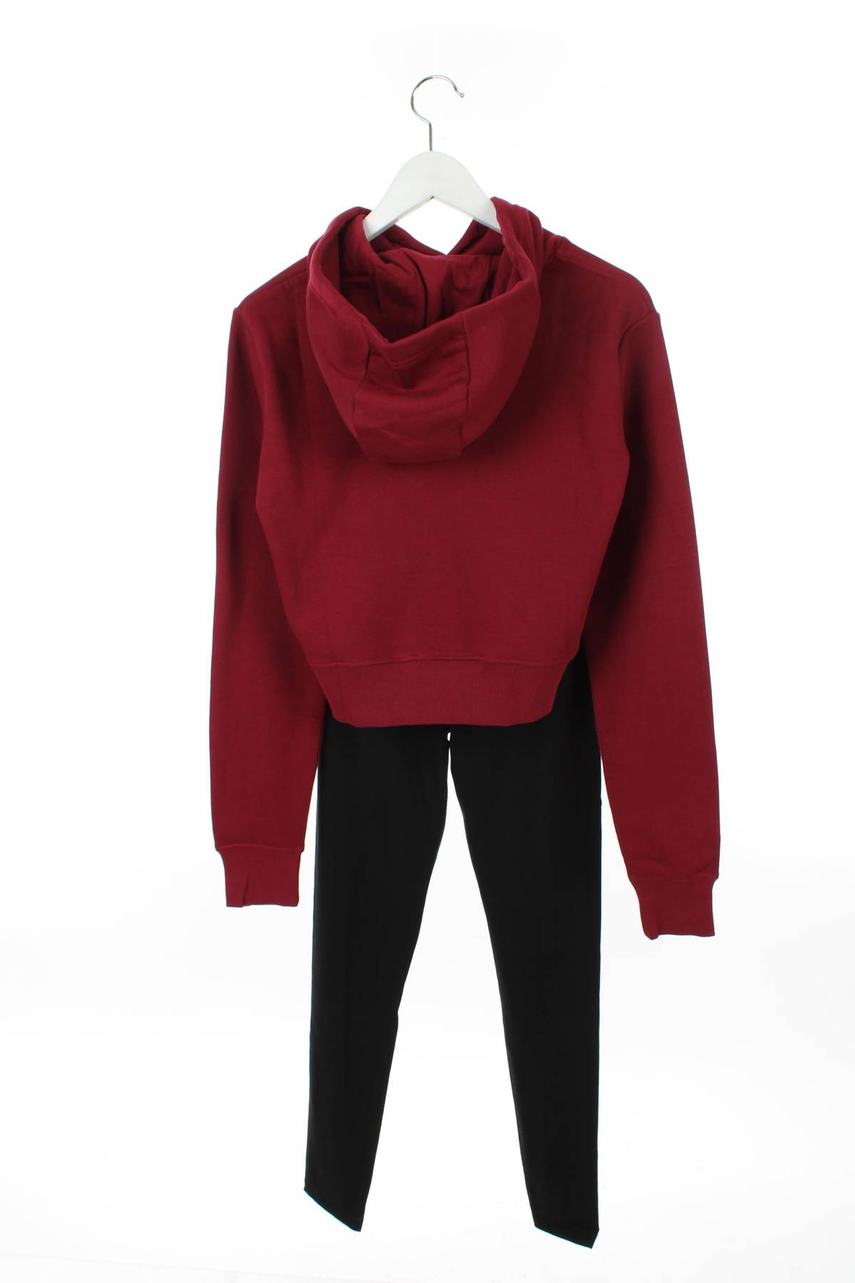 Дамски комплект Ellesse2