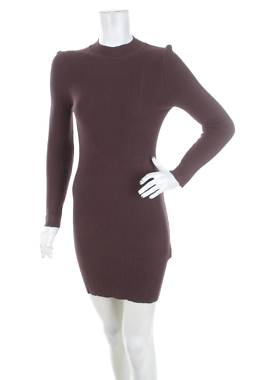 Рокля Superdry1