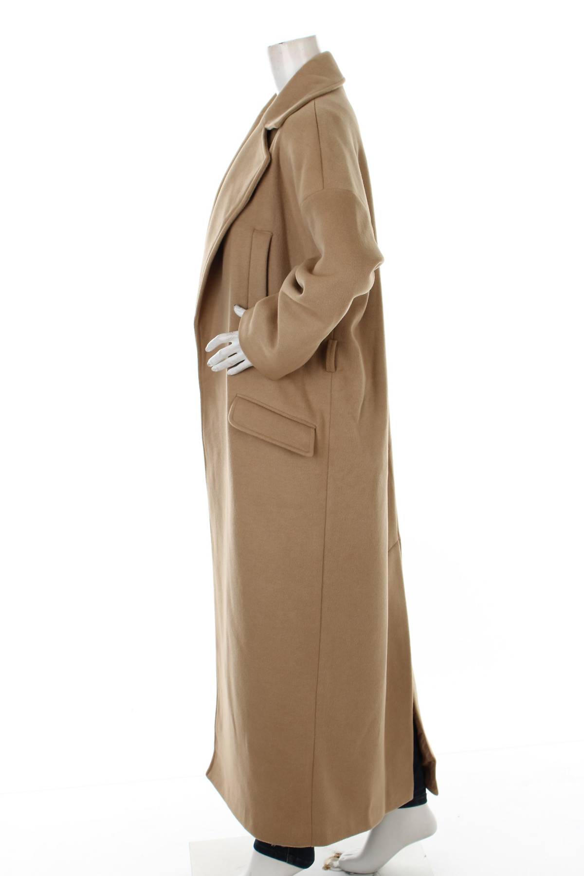 Дамско палто Rinascimento3