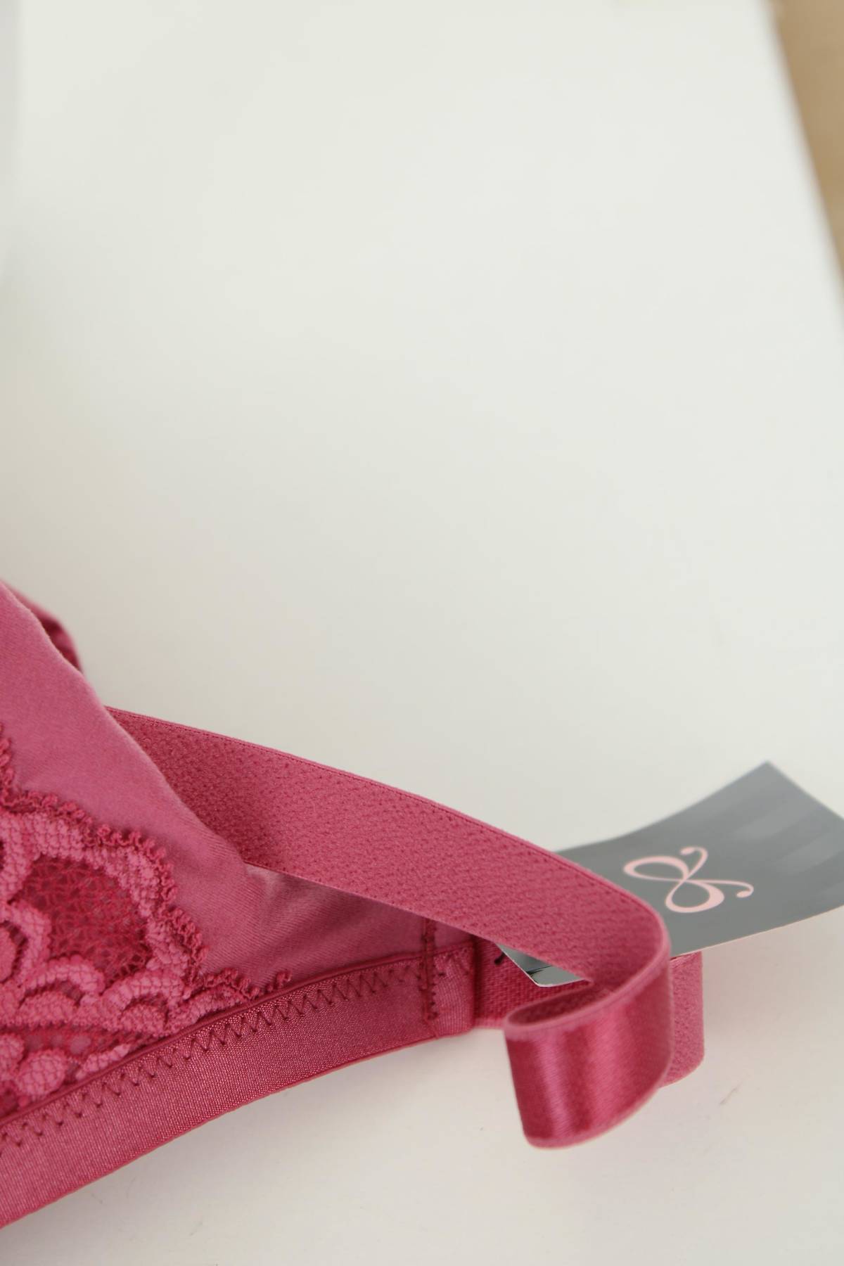 Σουτιέν Hunkemoller3