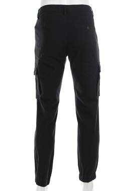 Мъжки спортен панталон Pier One2 - Contour.bg Мъжки спортен панталон Pier One2