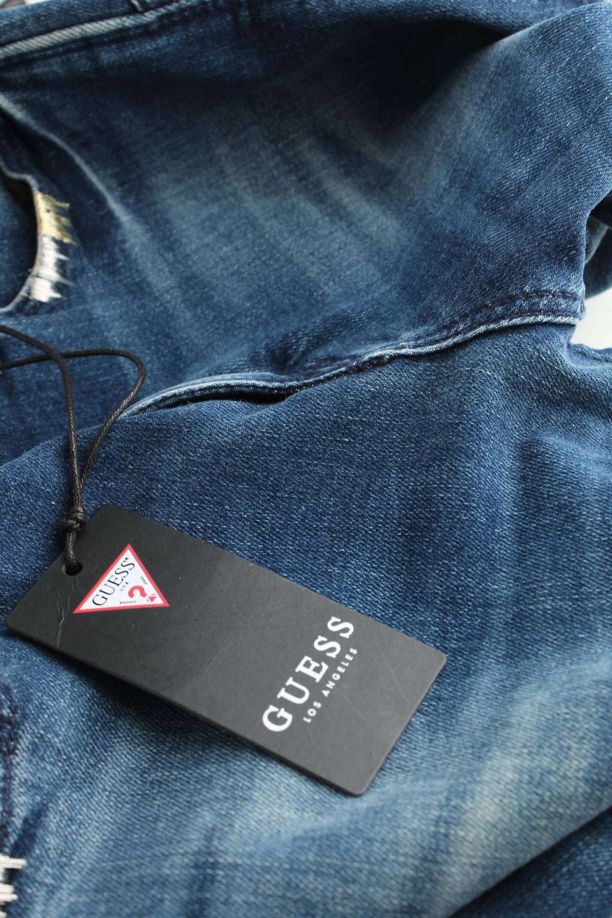 Γυναικεία τζιν Guess3