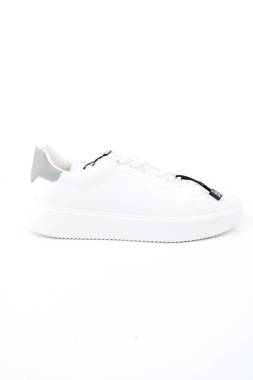 Sneakers Zara1