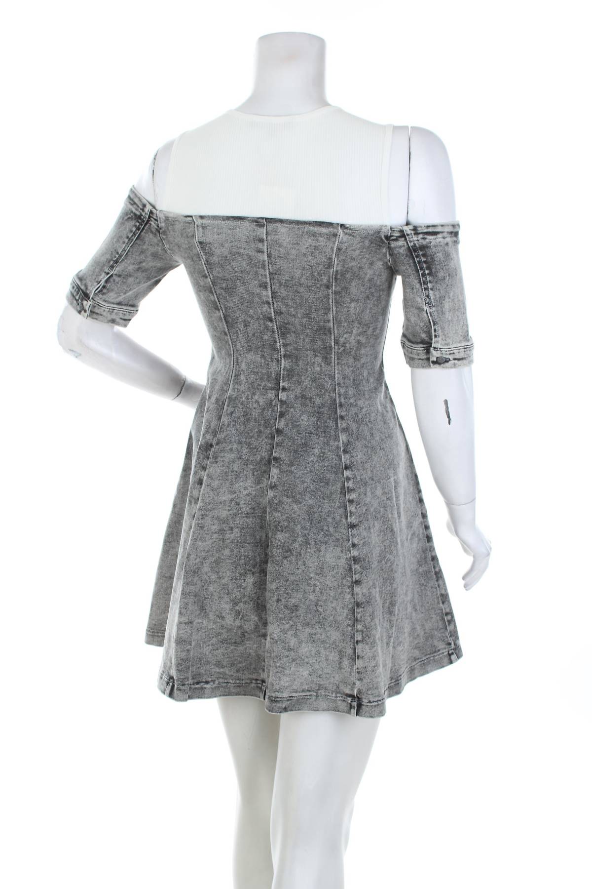 Рокля Vero Moda2