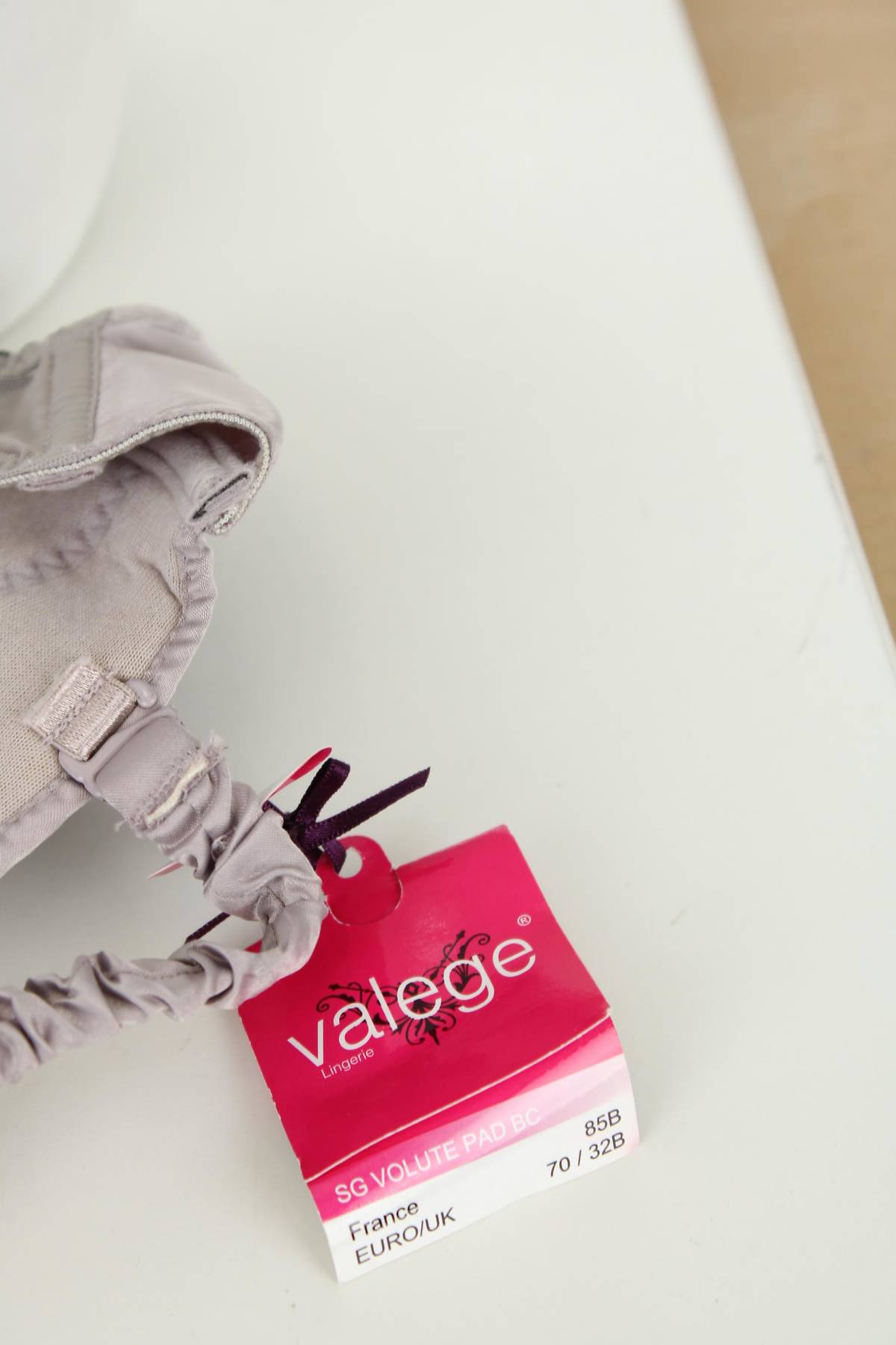 Сутиен Valege3 - Contour.bg Сутиен Valege3