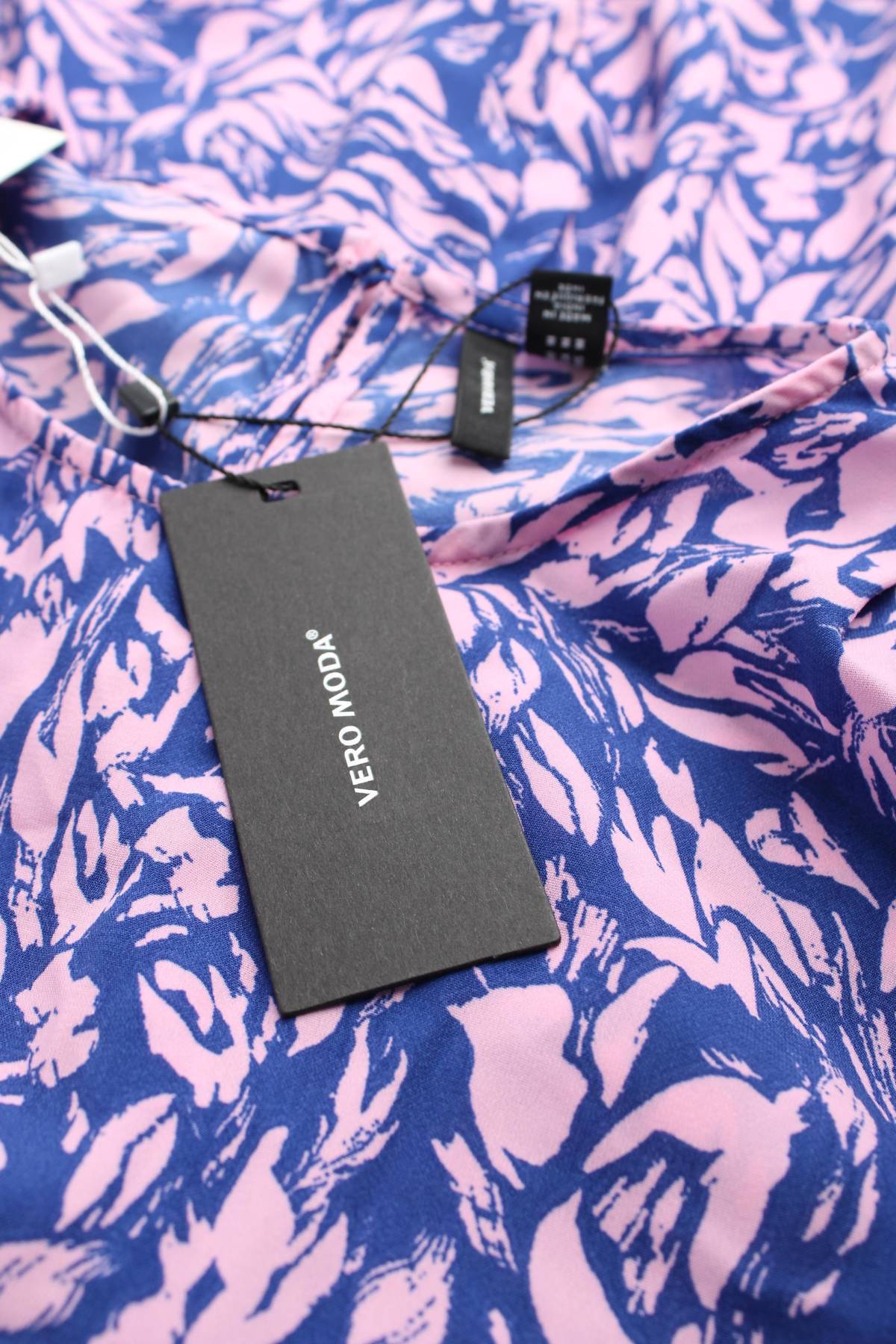 Рокля Vero Moda3 - Contour.bg Рокля Vero Moda3